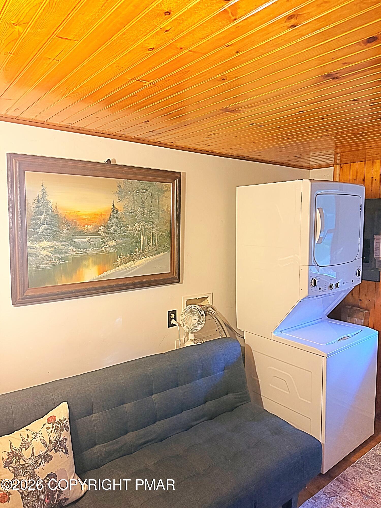 76 Woodland Road Property Photo 8