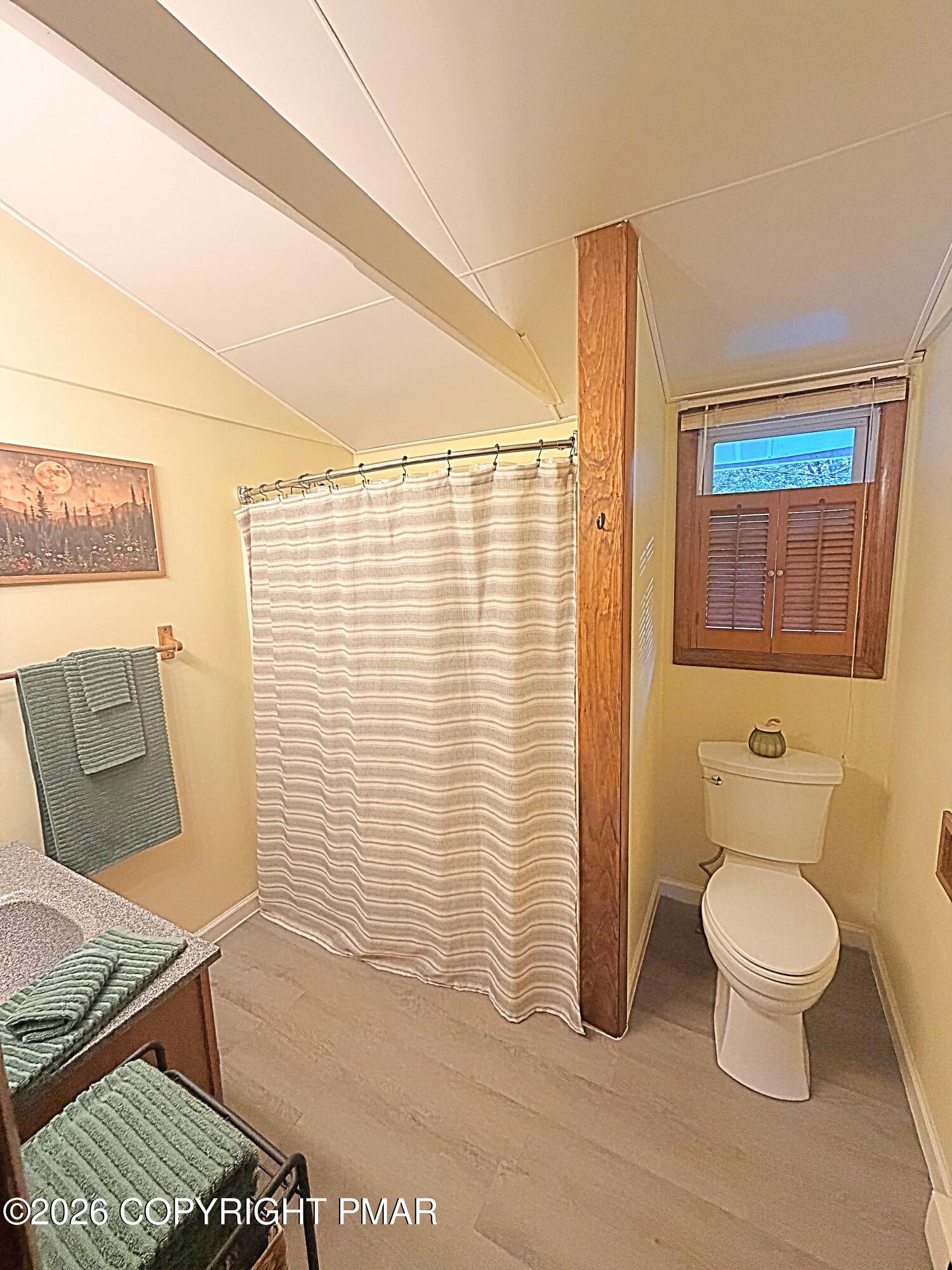 76 Woodland Road Property Photo 13