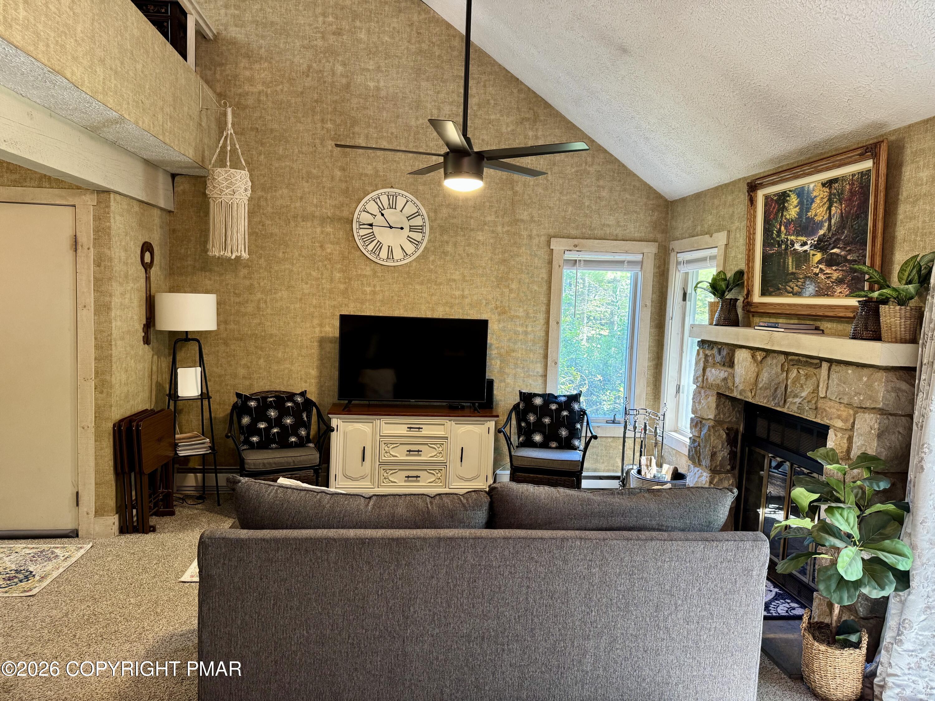 23 Snow Shoe Property Photo 17