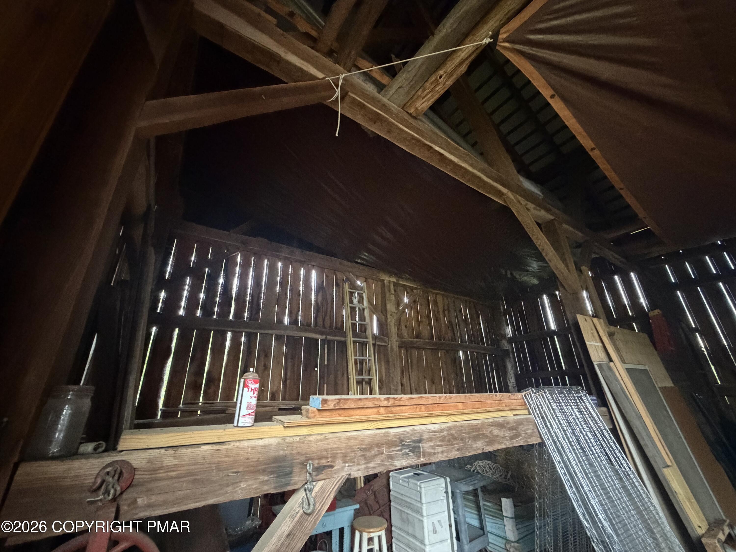 458 Briscoe Mountain Road Property Photo 7