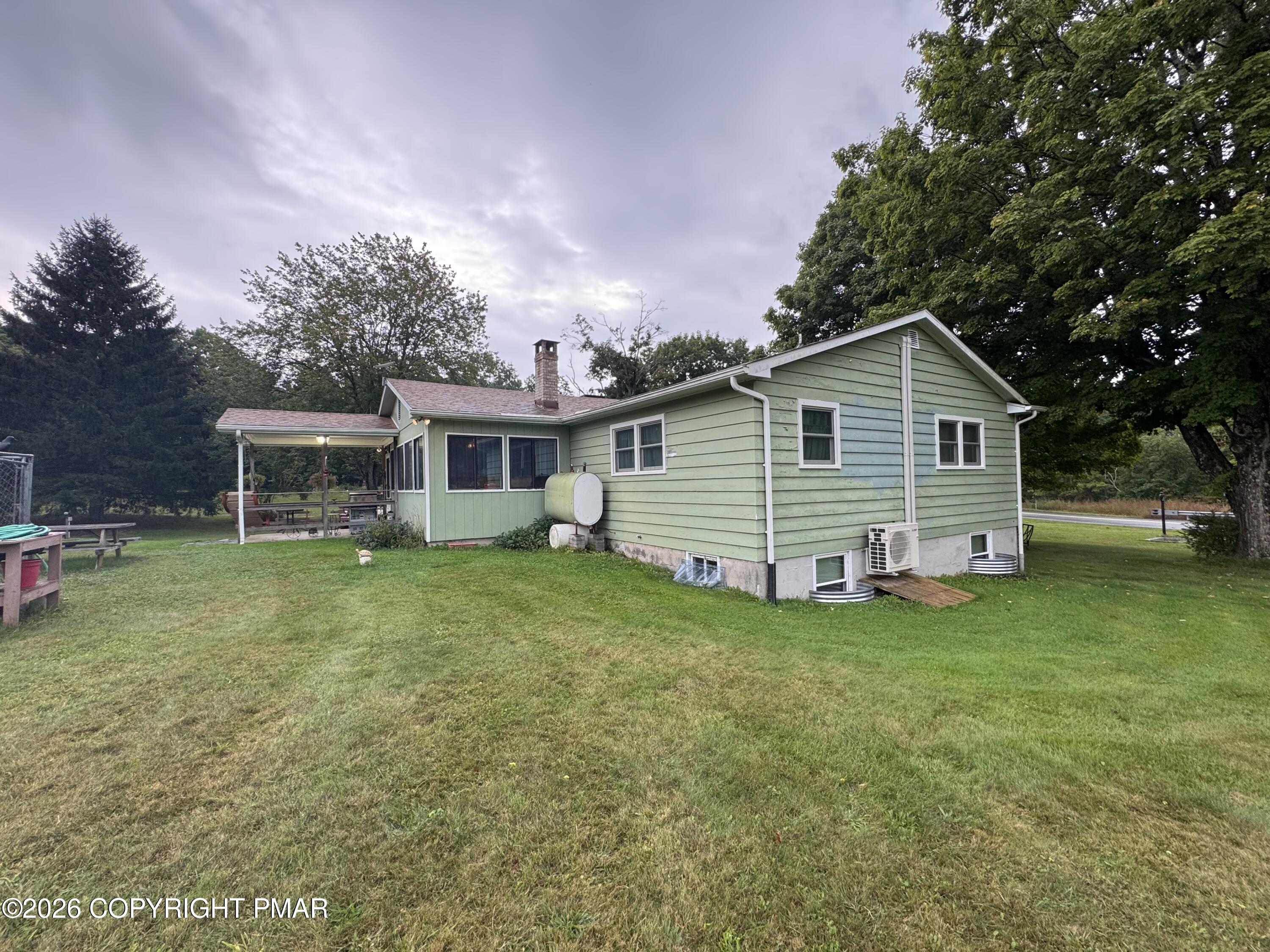 458 Briscoe Mountain Road Property Photo 14