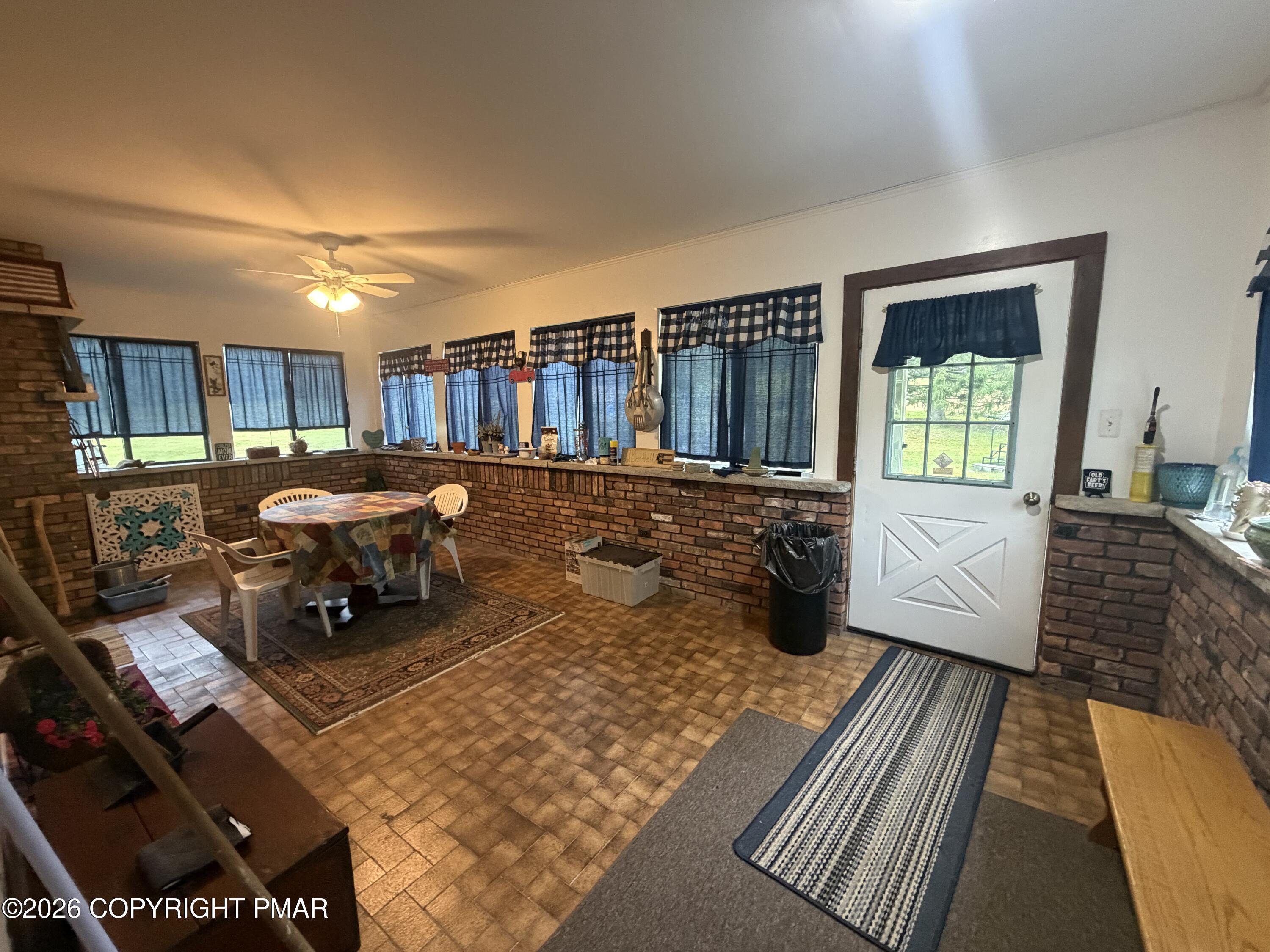 458 Briscoe Mountain Road Property Photo 17
