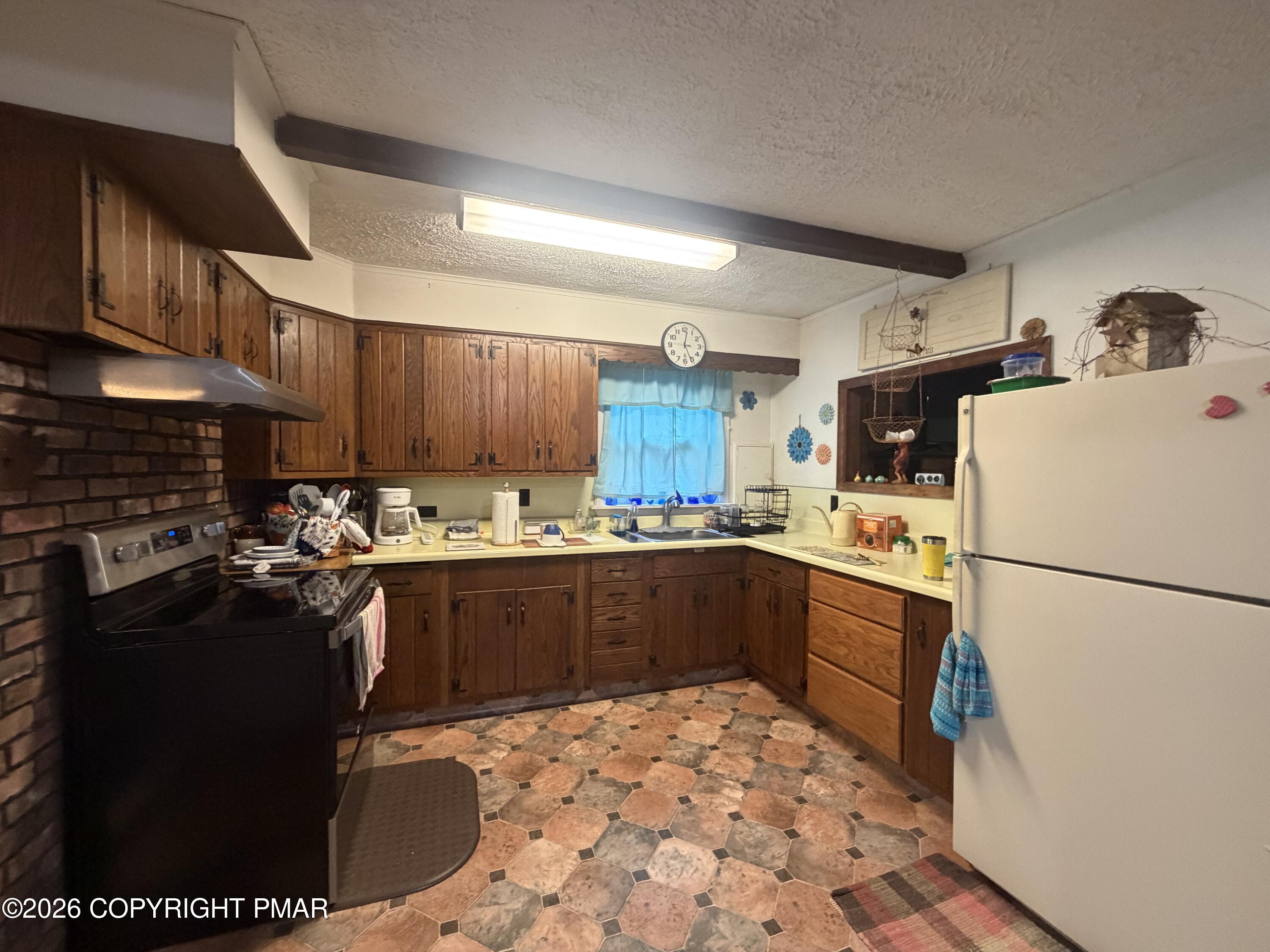 458 Briscoe Mountain Road Property Photo 19
