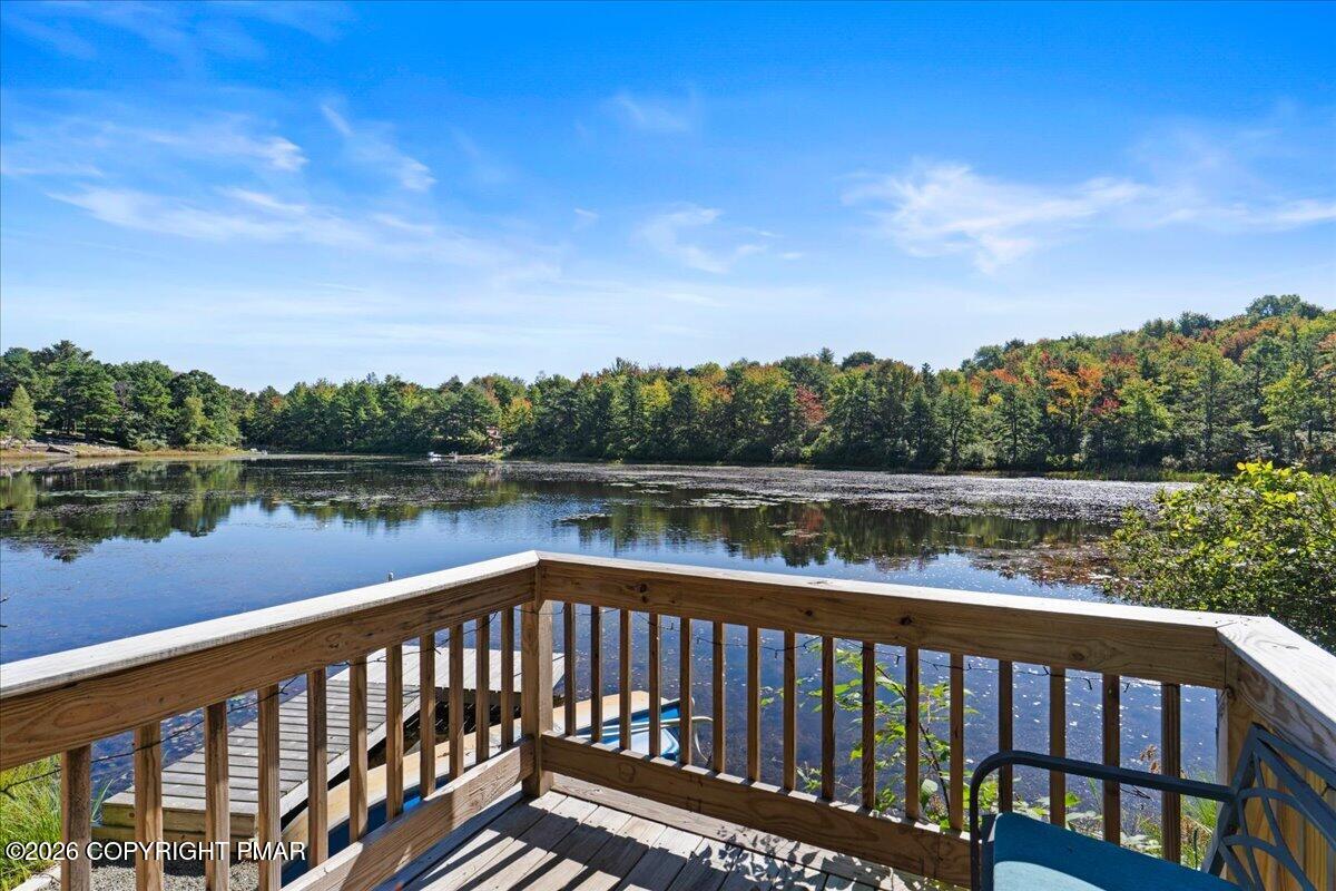 2208 Mohegan Court Property Photo 1