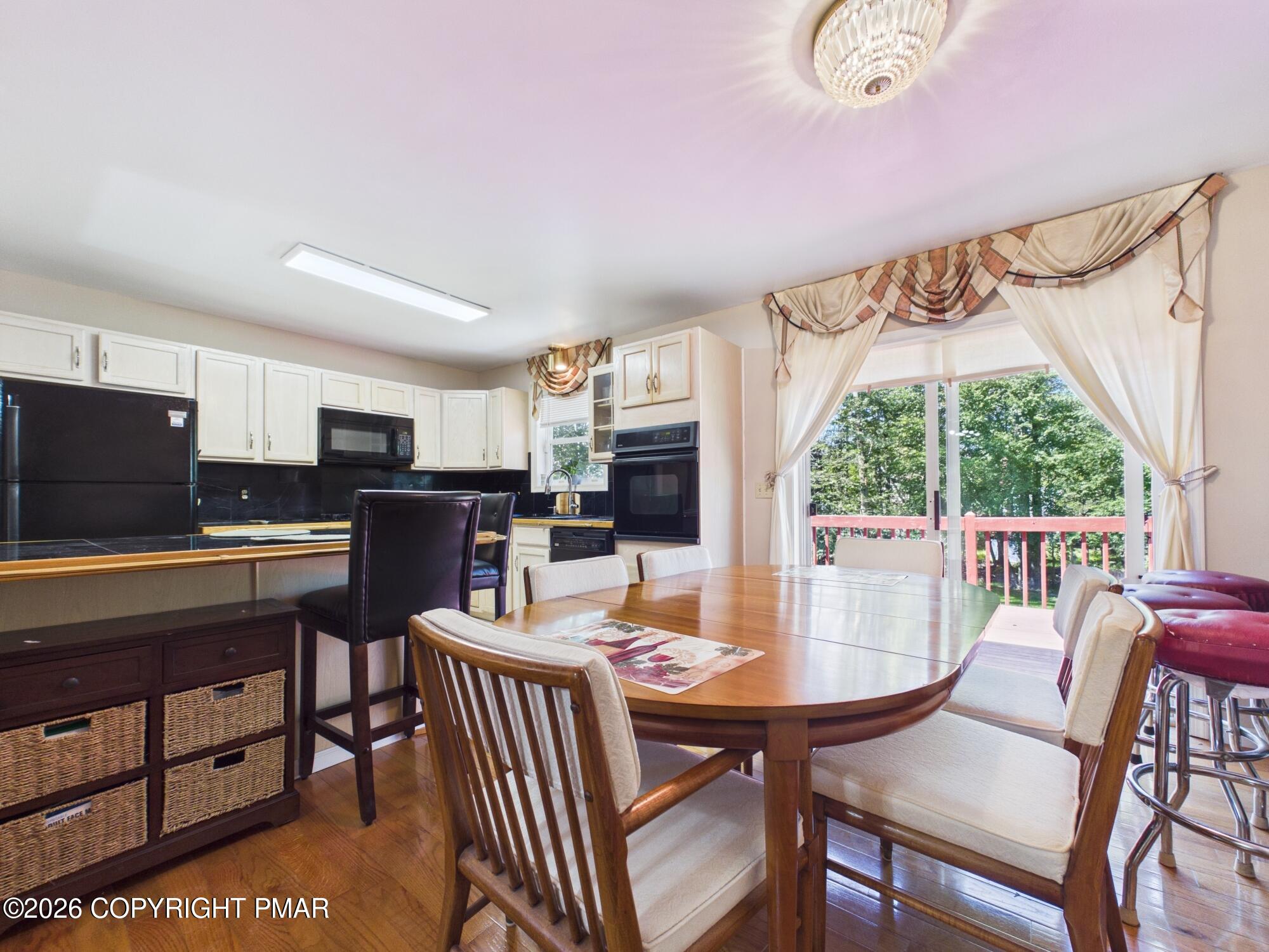 5064 Carol Terrace Property Photo 21