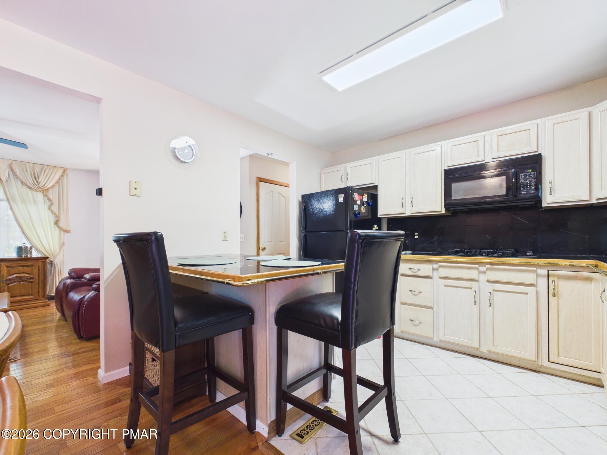 5064 Carol Terrace Property Photo 29