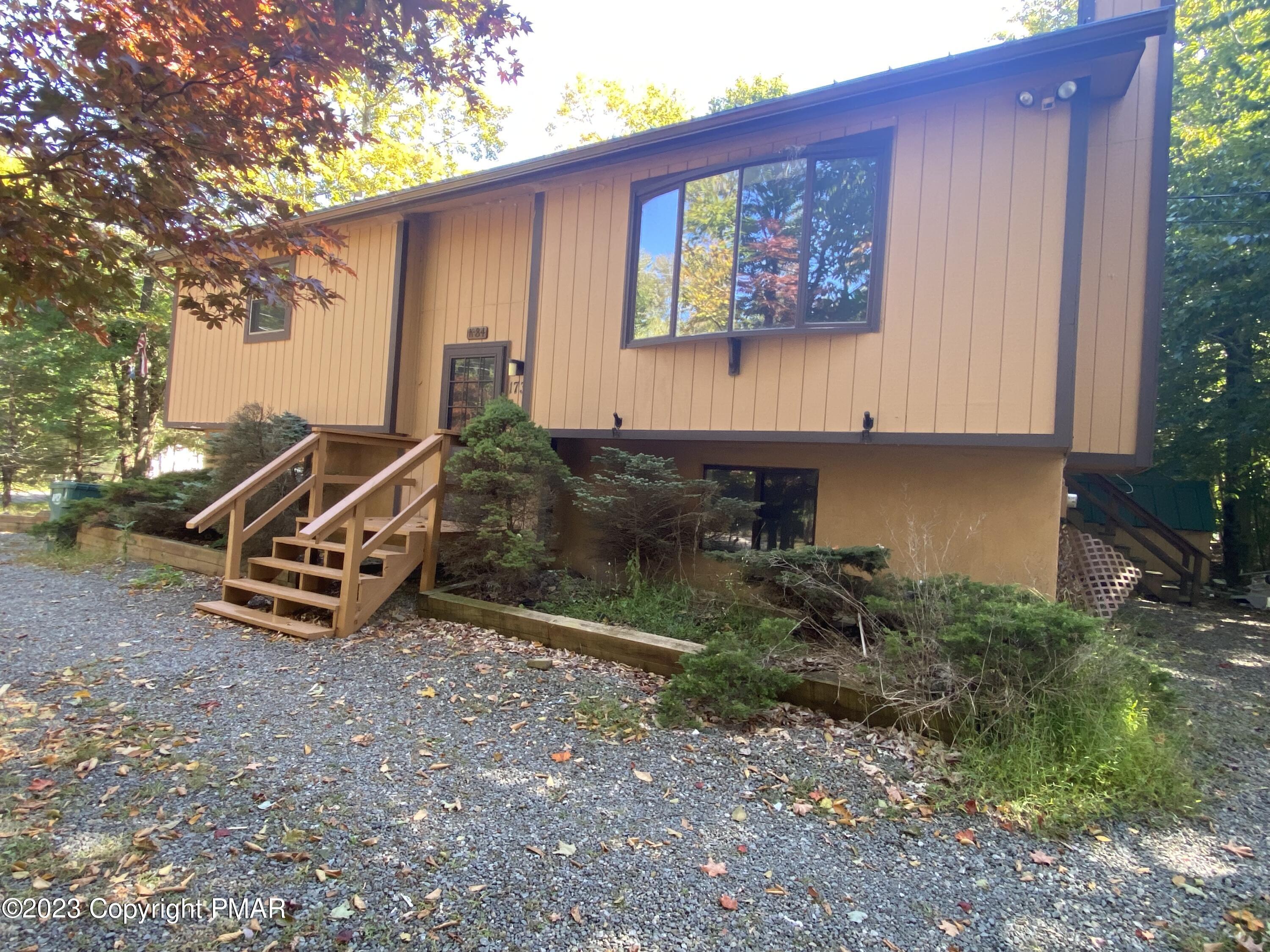 1730 Rolling Hills Drive Property Photo 2