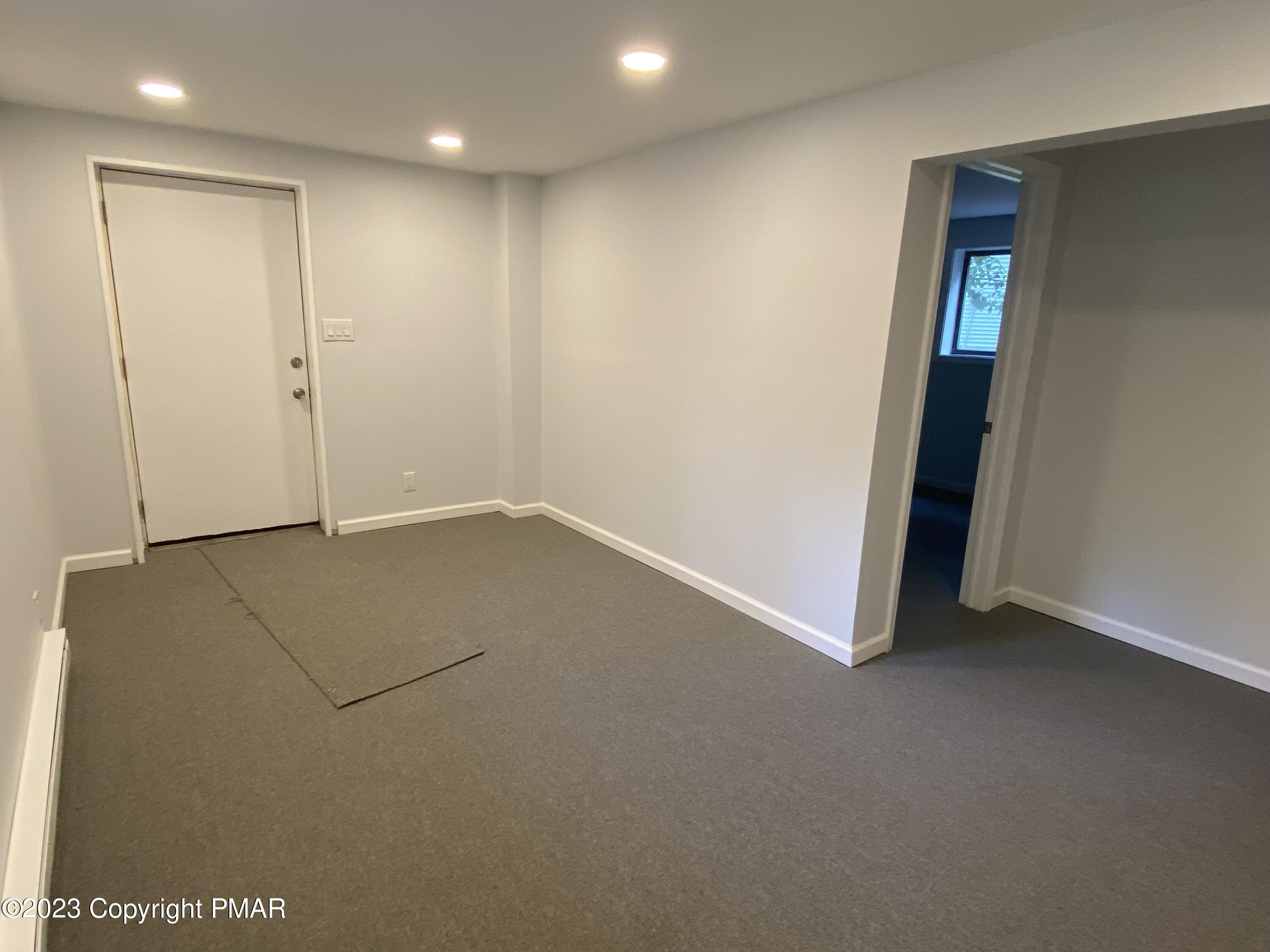 1730 Rolling Hills Drive Property Photo 22