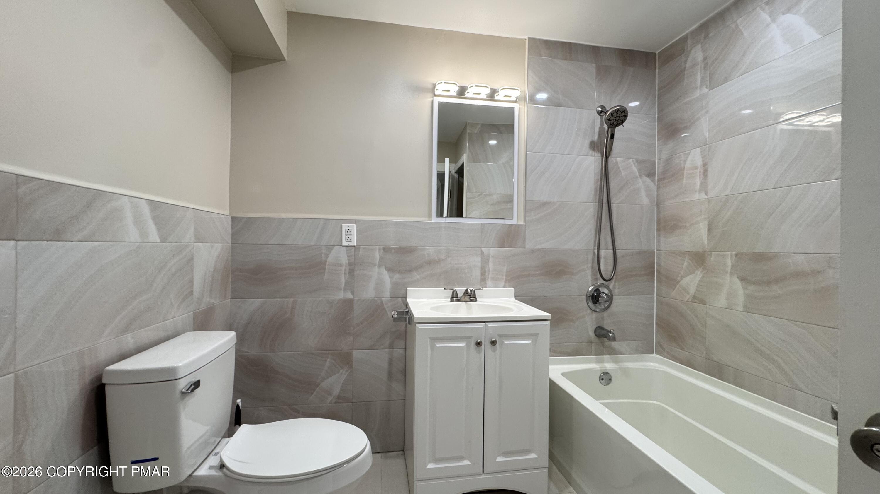 3126 Evergreen Circle Property Photo 13