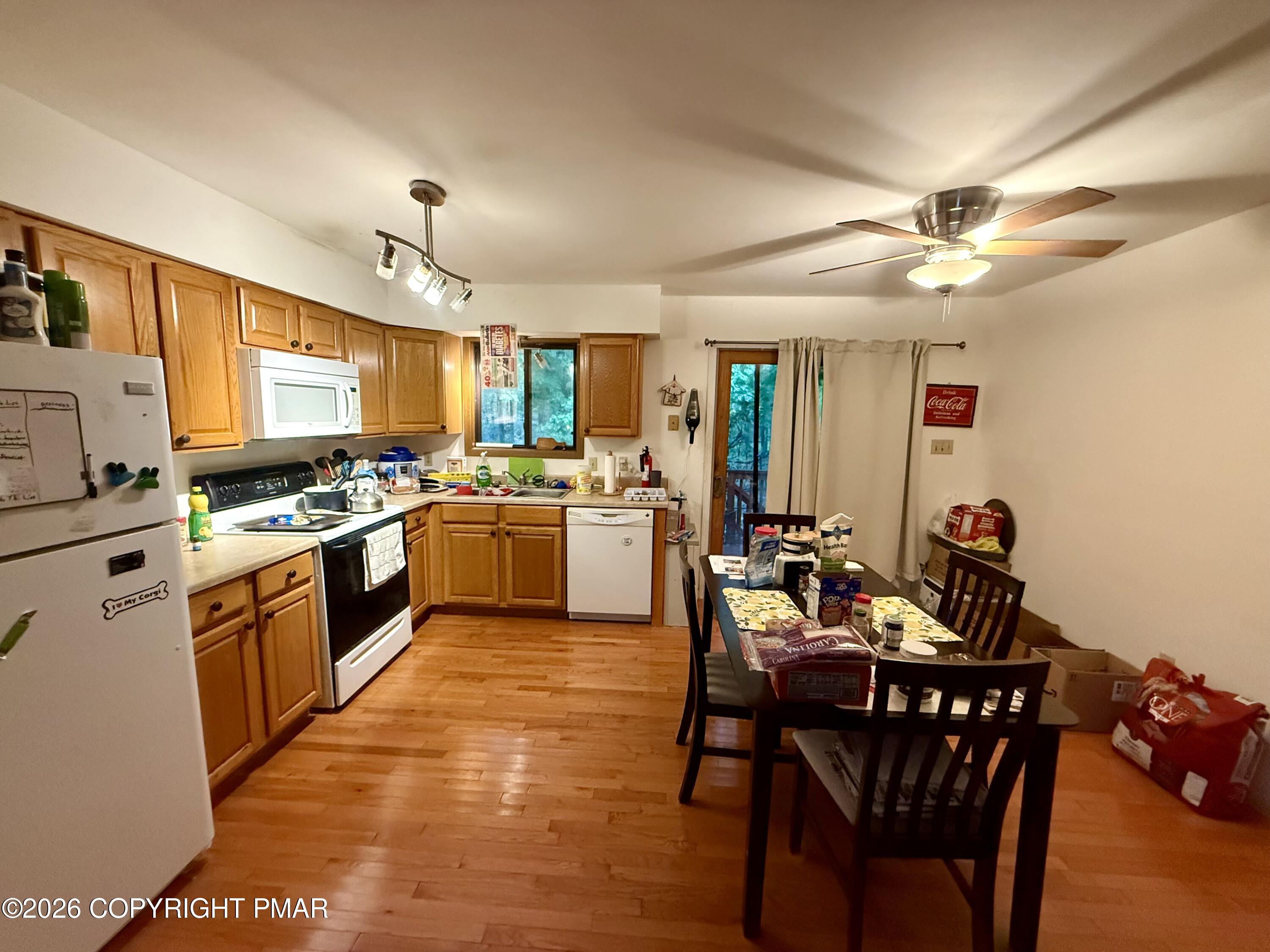2118 Cardinal Drive Property Photo 10
