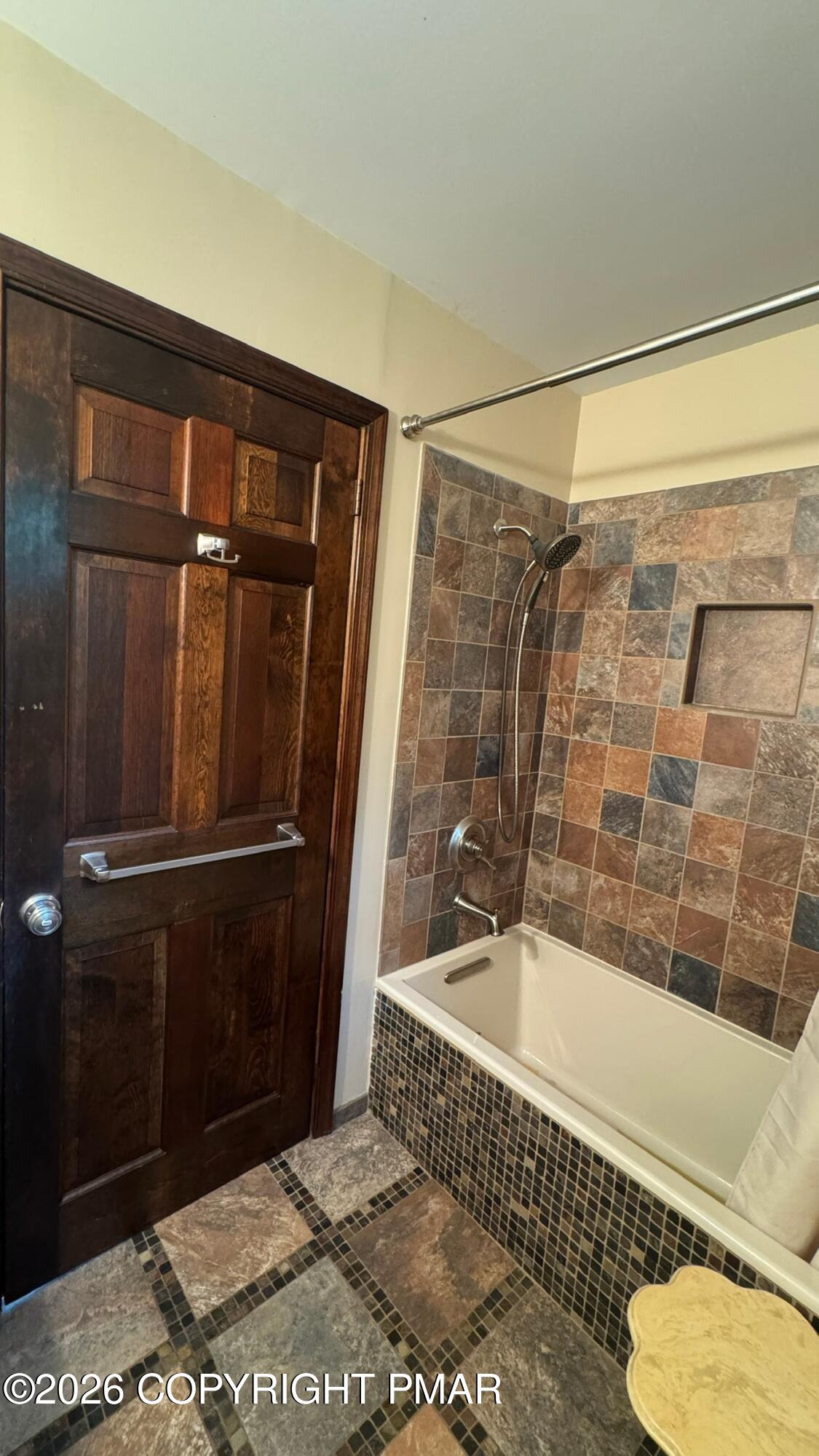 136 Birch Ledge Road Property Photo 12