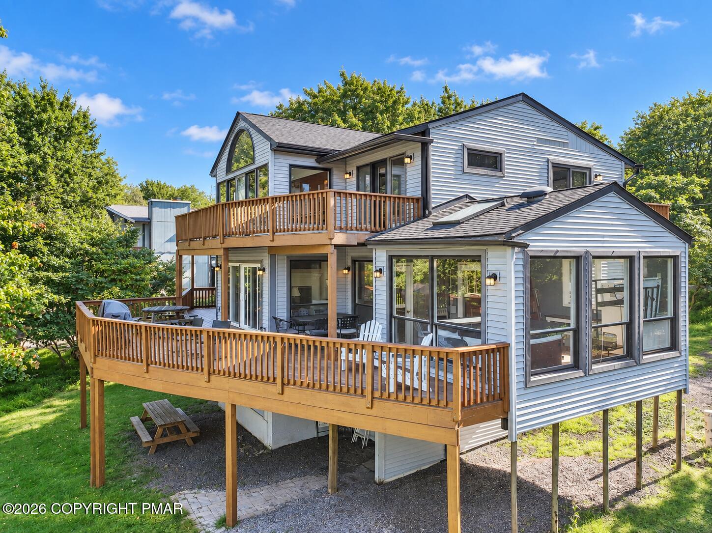 139 Lindbergh Circle Property Photo 1