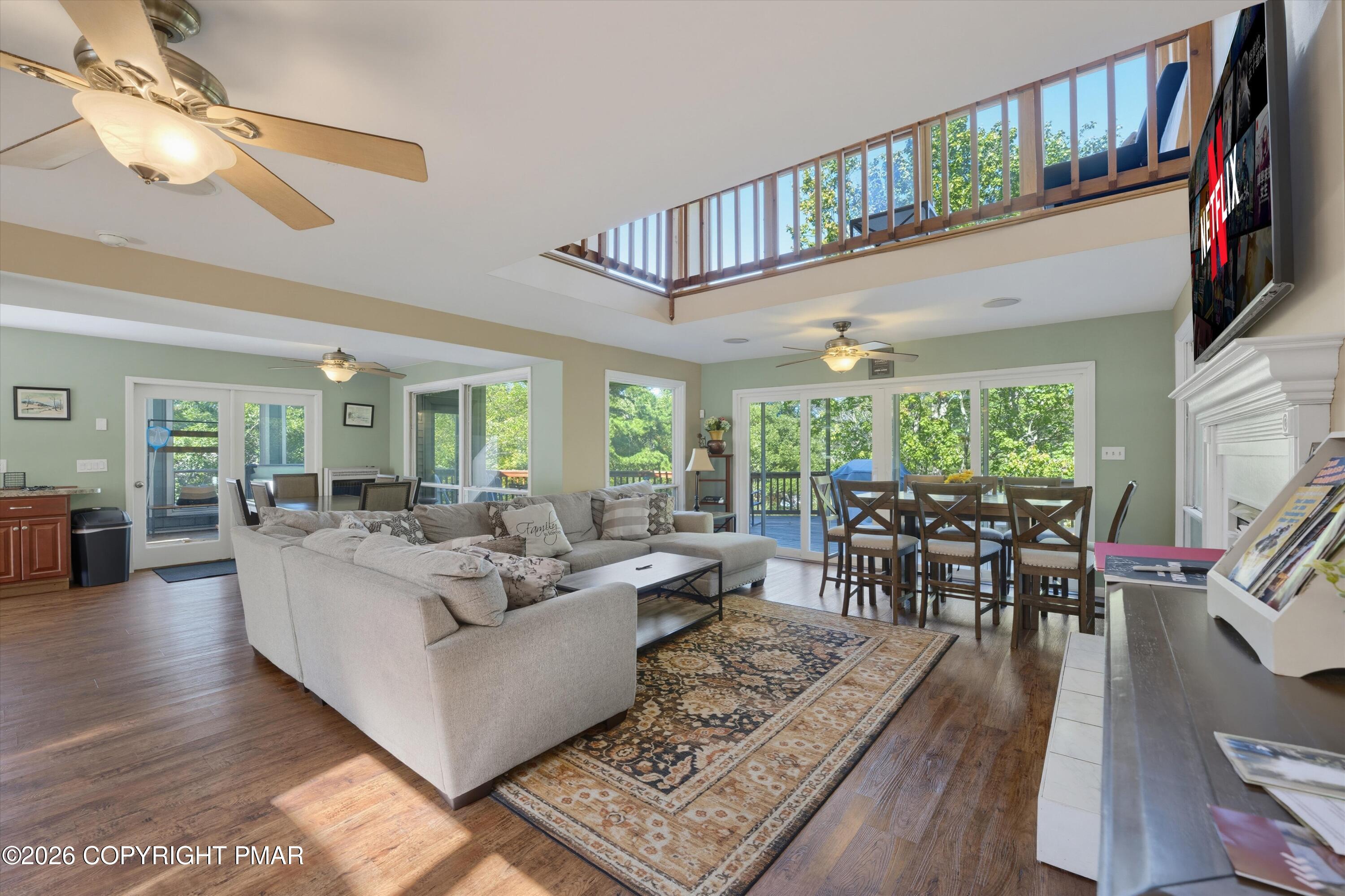 139 Lindbergh Circle Property Photo 8
