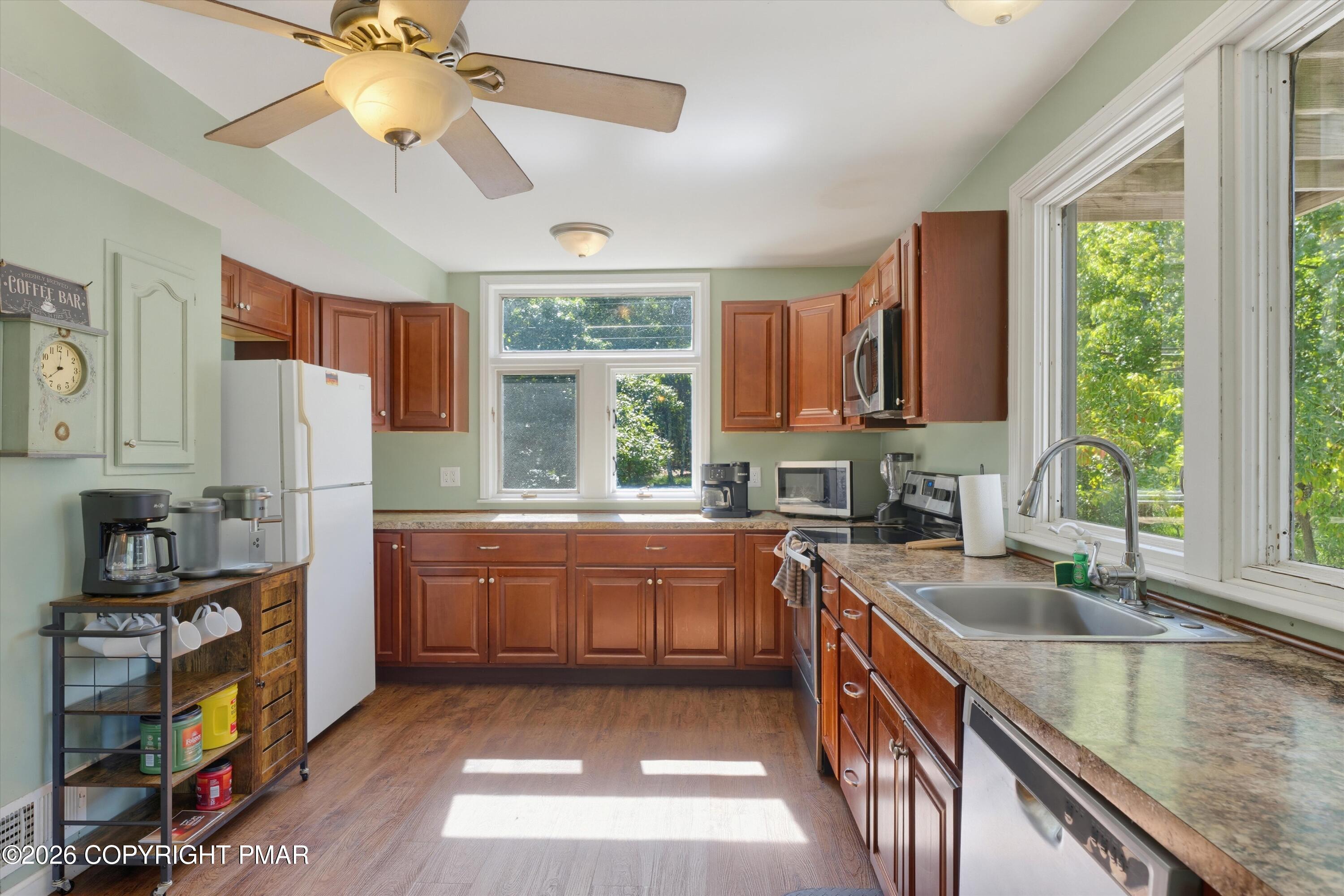 139 Lindbergh Circle Property Photo 18