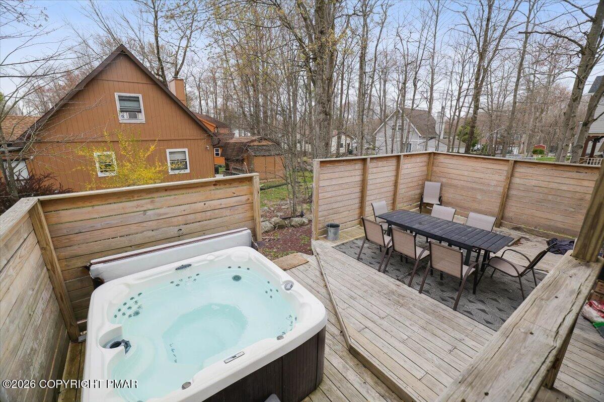 7112 Robinwood Drive Property Photo 29