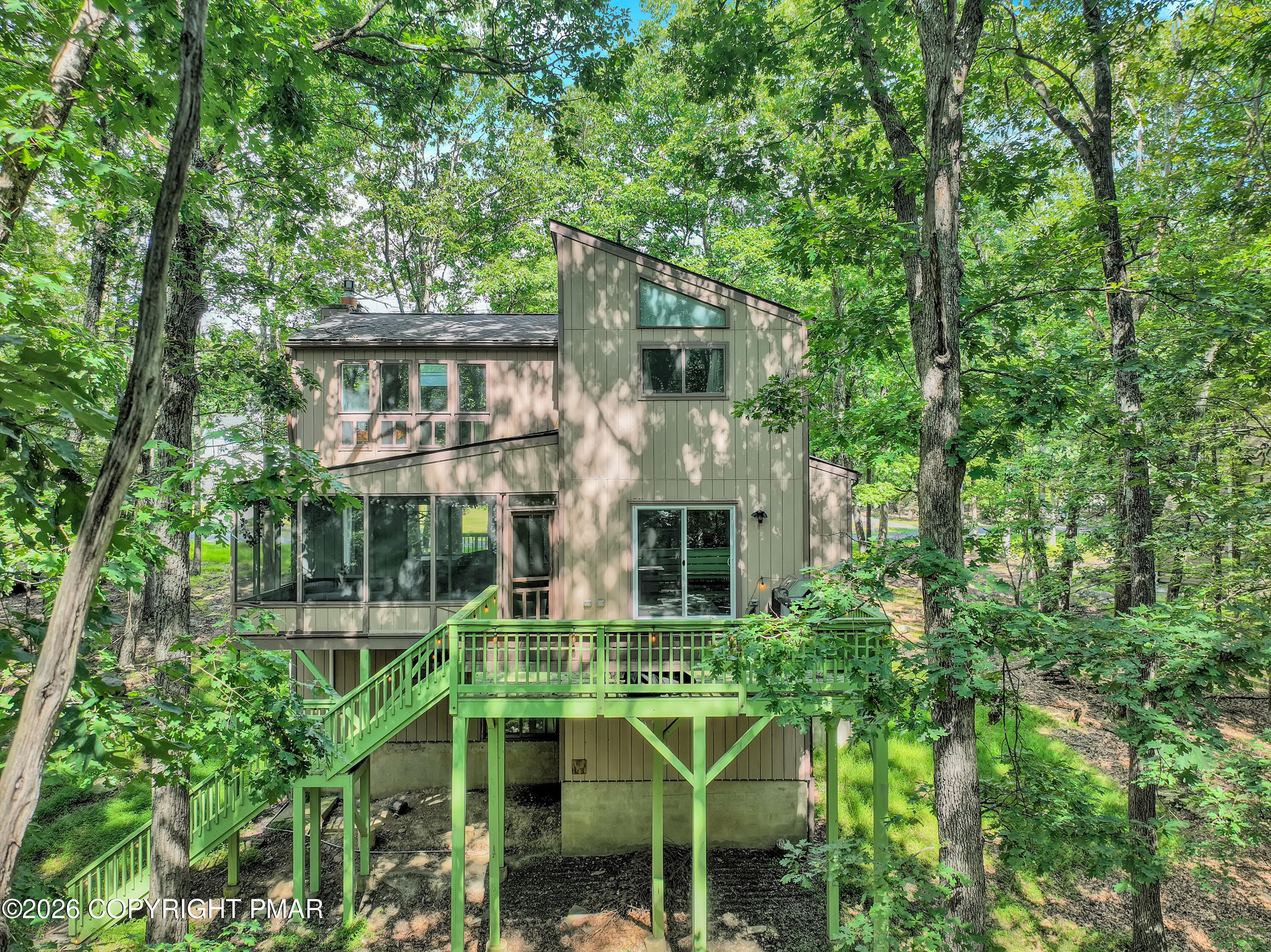 317 Robinwood Terrace Property Photo 12