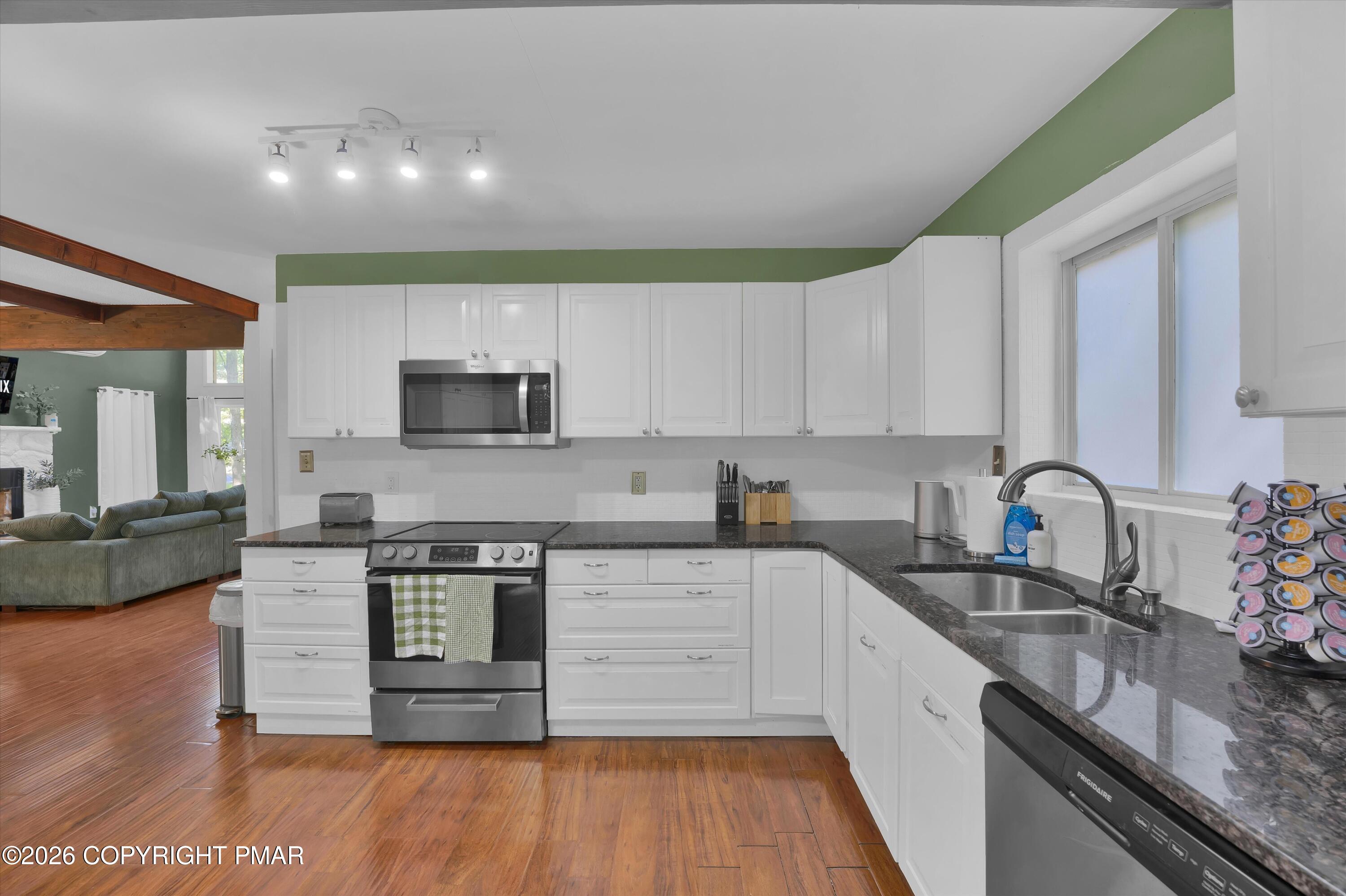 317 Robinwood Terrace Property Photo 19