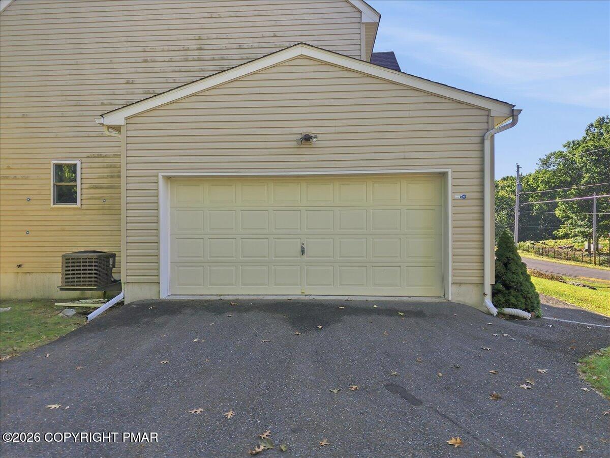 302 Lees Run Circle Property Photo 20