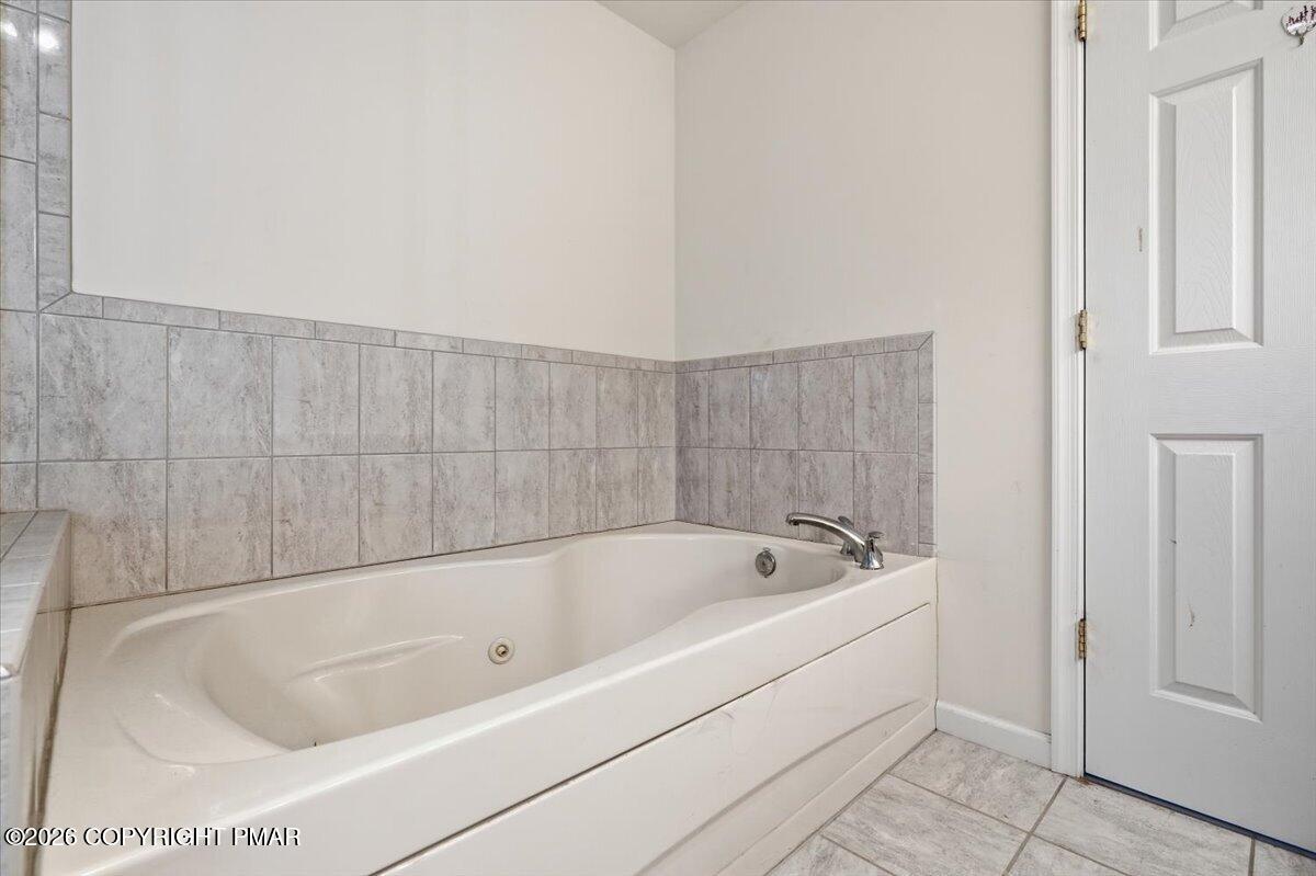 302 Lees Run Circle Property Photo 53