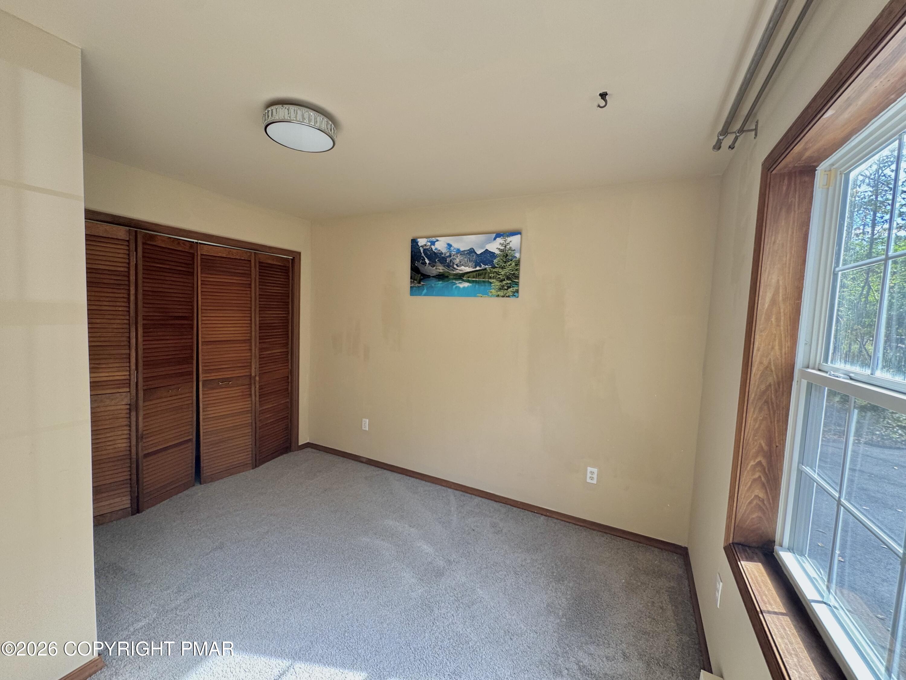 9853 Deerwood Drive Property Photo 12
