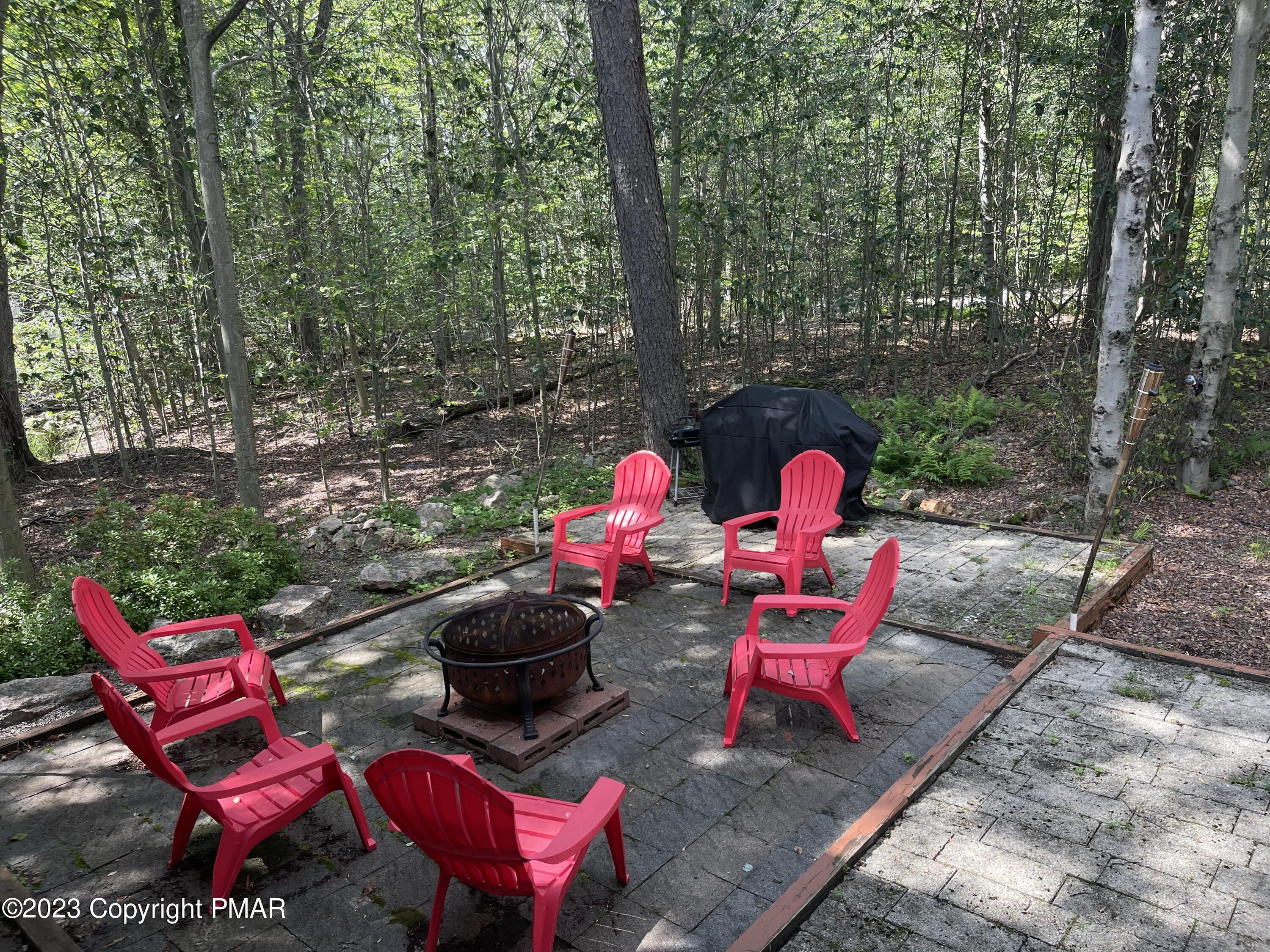 9853 Deerwood Drive Property Photo 30