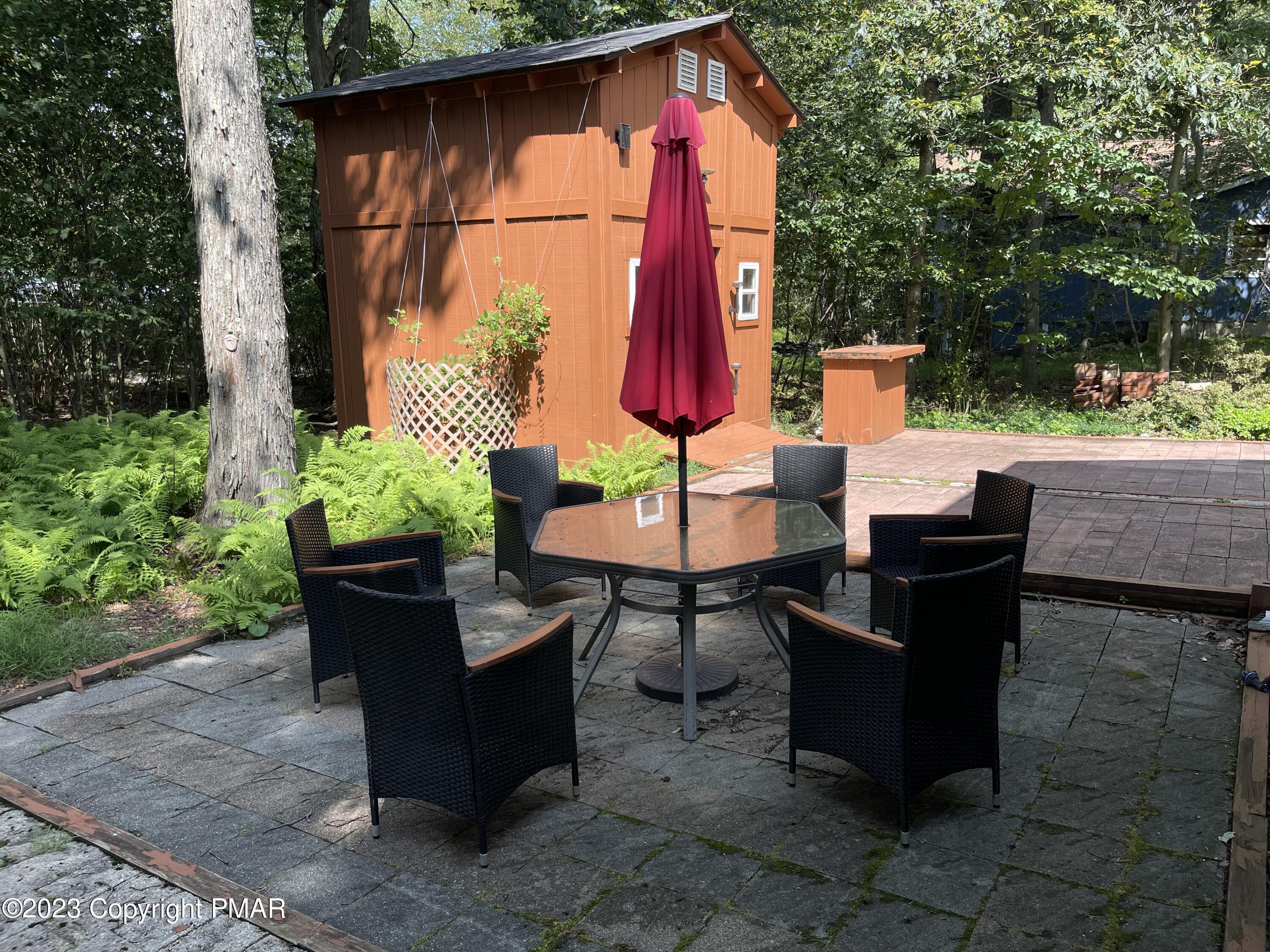 9853 Deerwood Drive Property Photo 31