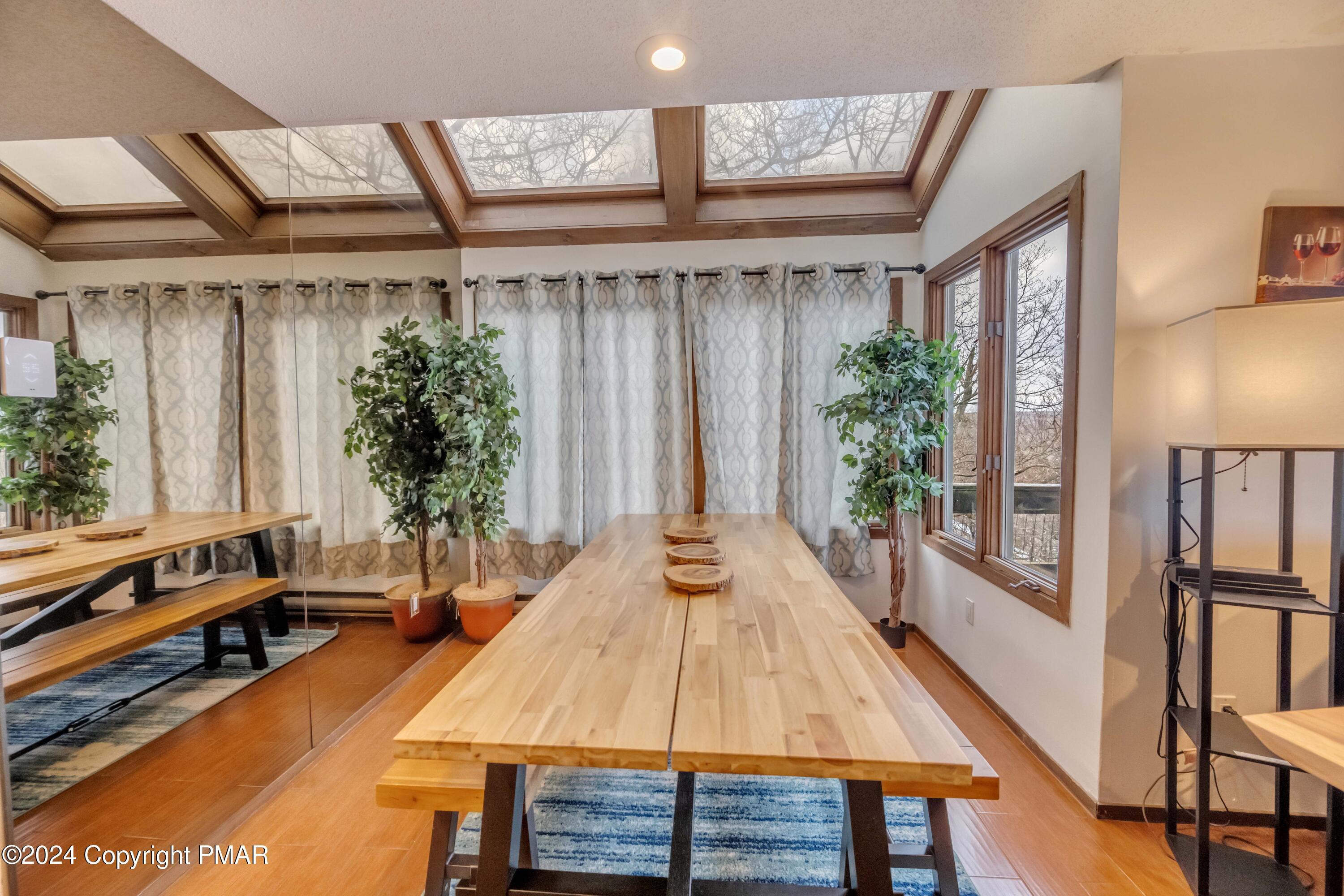 276 Overlook Way Property Photo 11