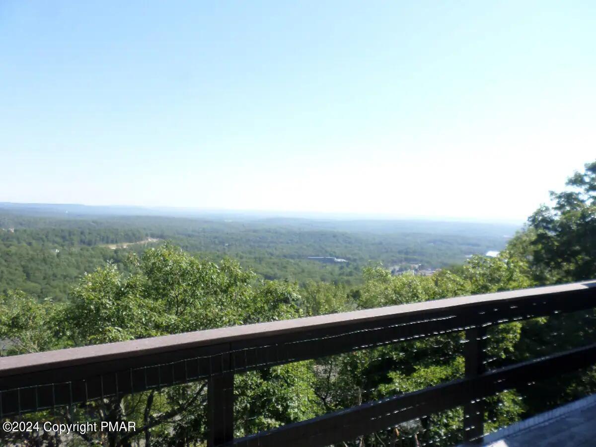 276 Overlook Way Property Photo 17