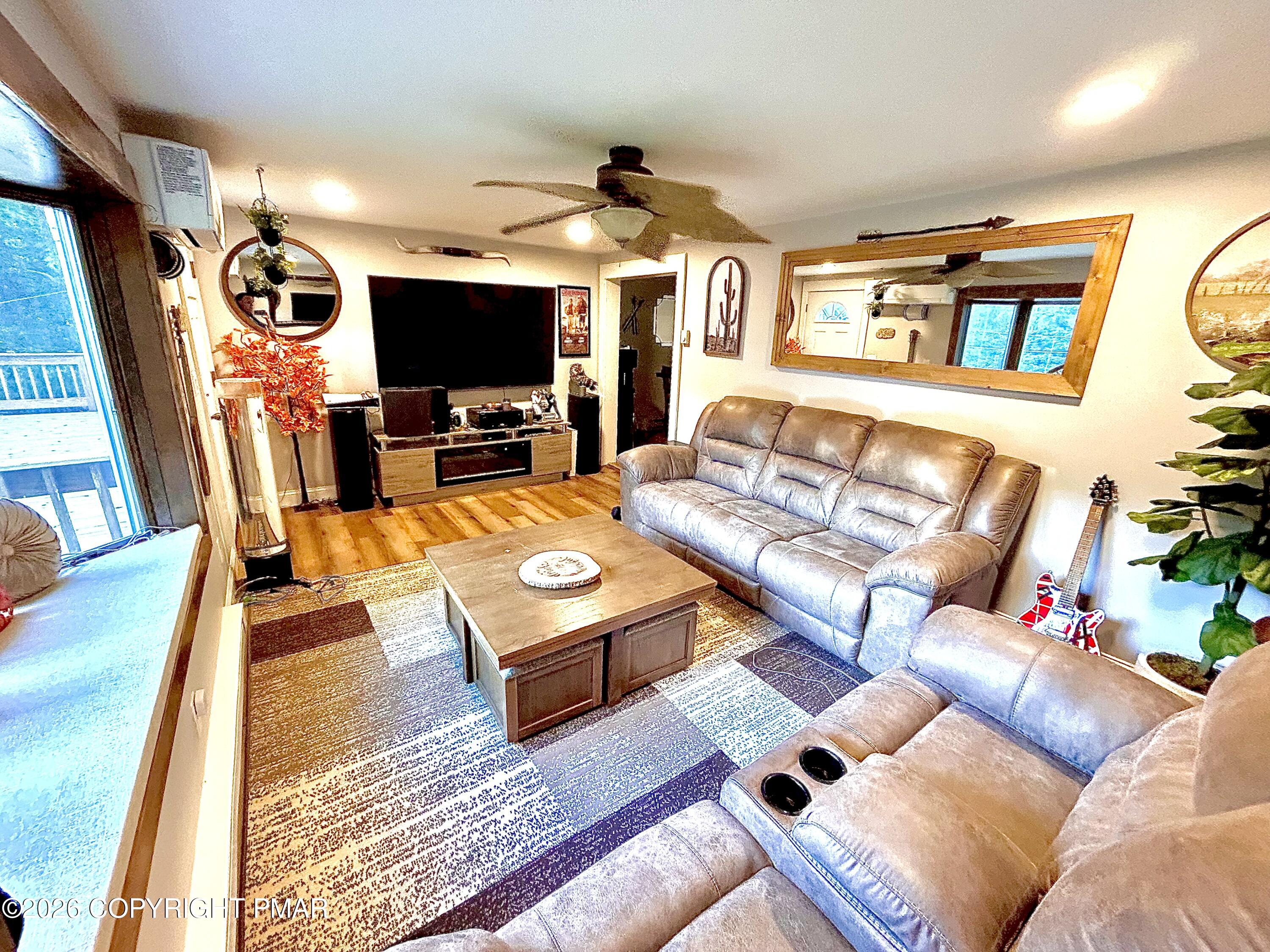 98 Lenape Trail Property Photo 8