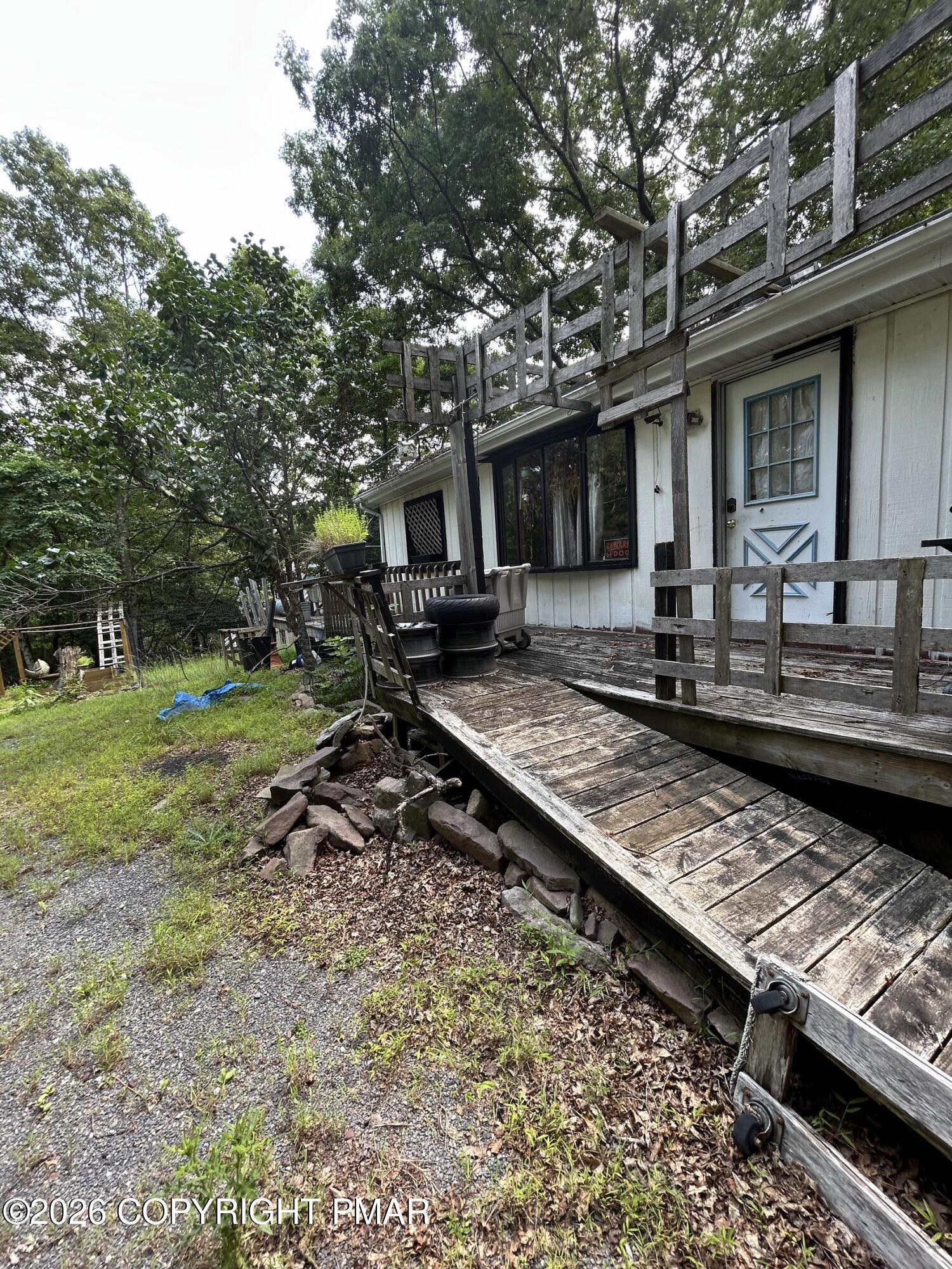 29 Quincy Lane Property Photo 4