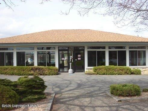10 Pine Way Property Photo 15