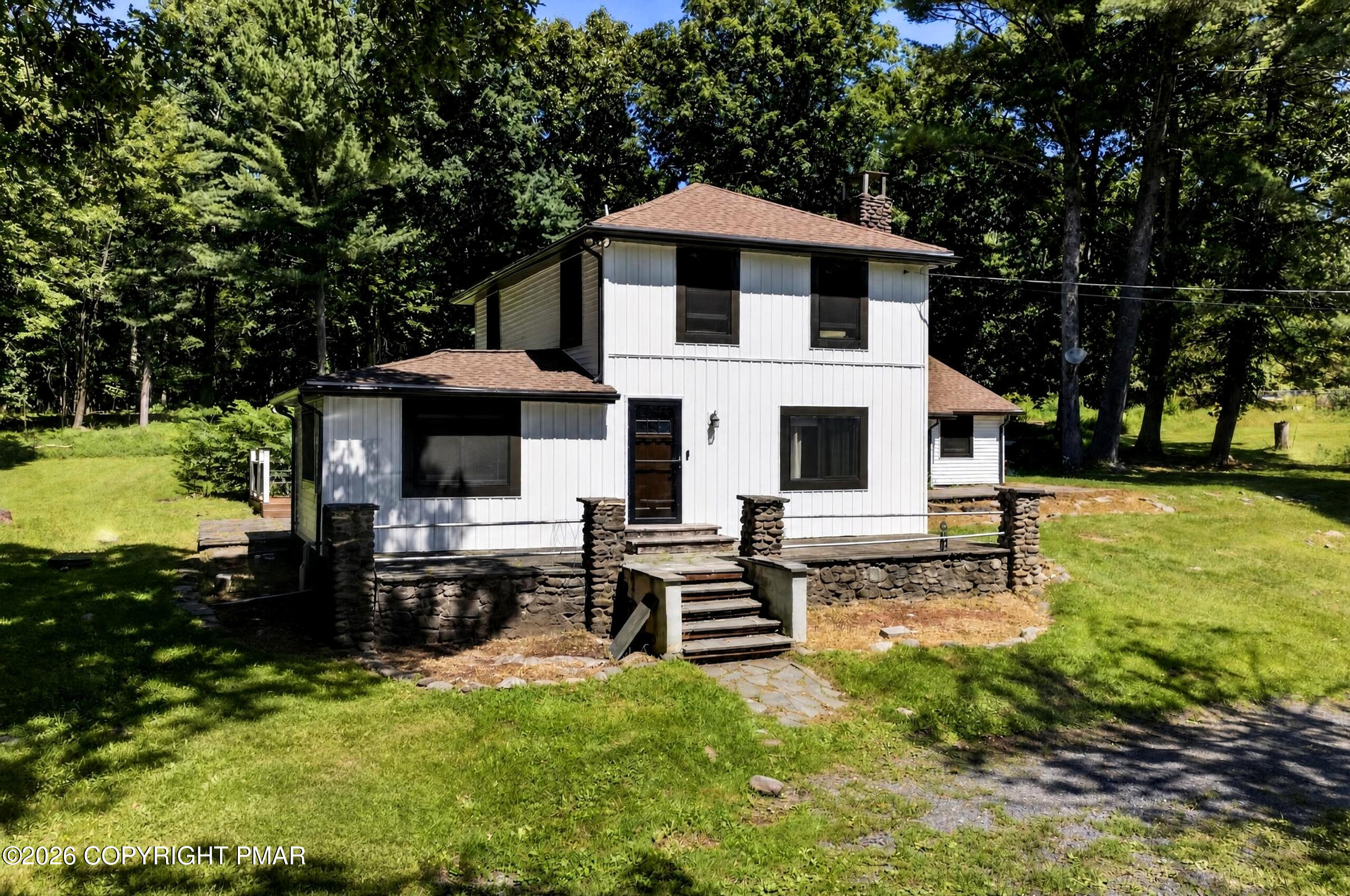 211 Sand Spring Road Property Photo 4