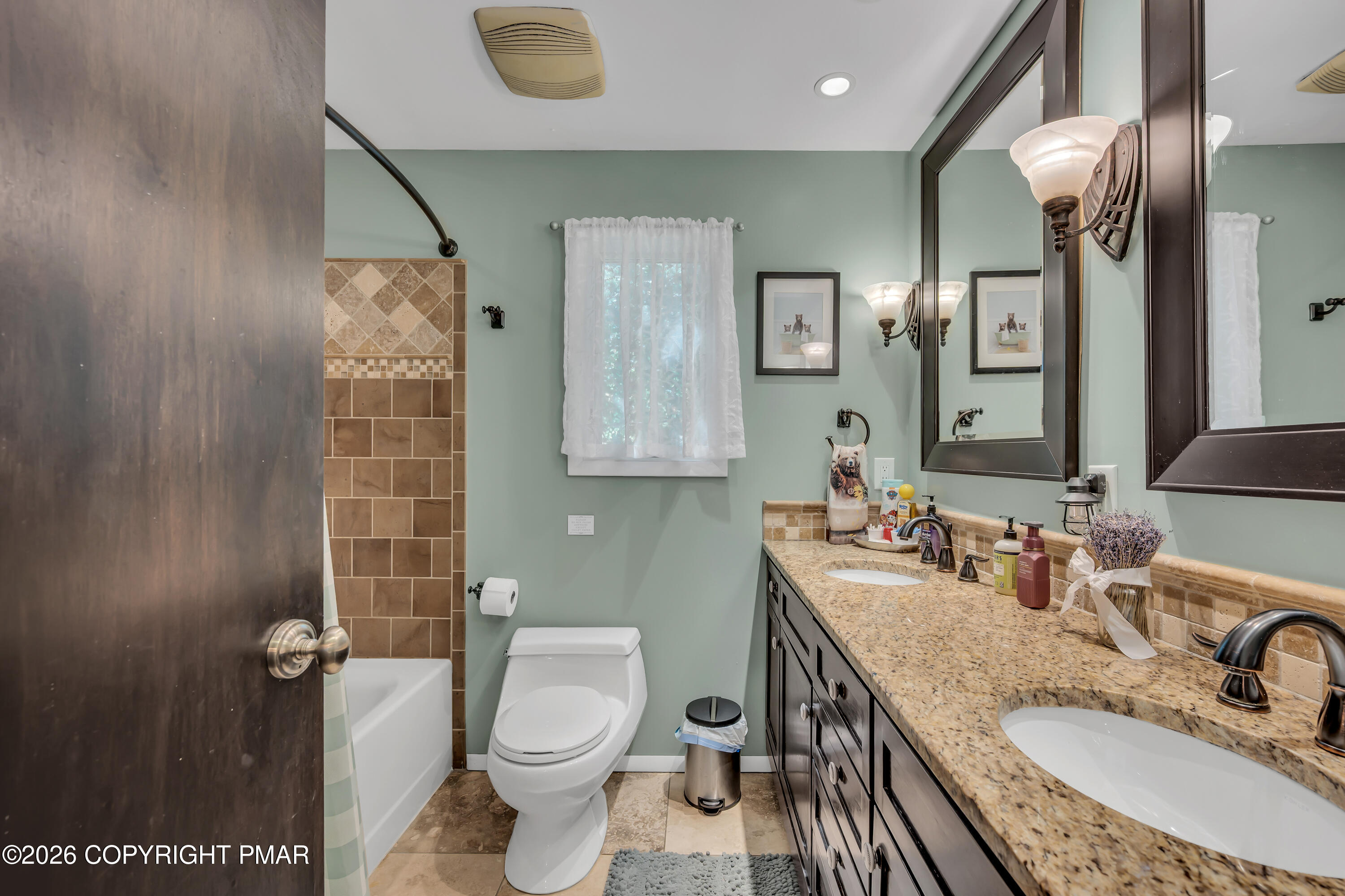 3371 Frontier Road Property Photo 10