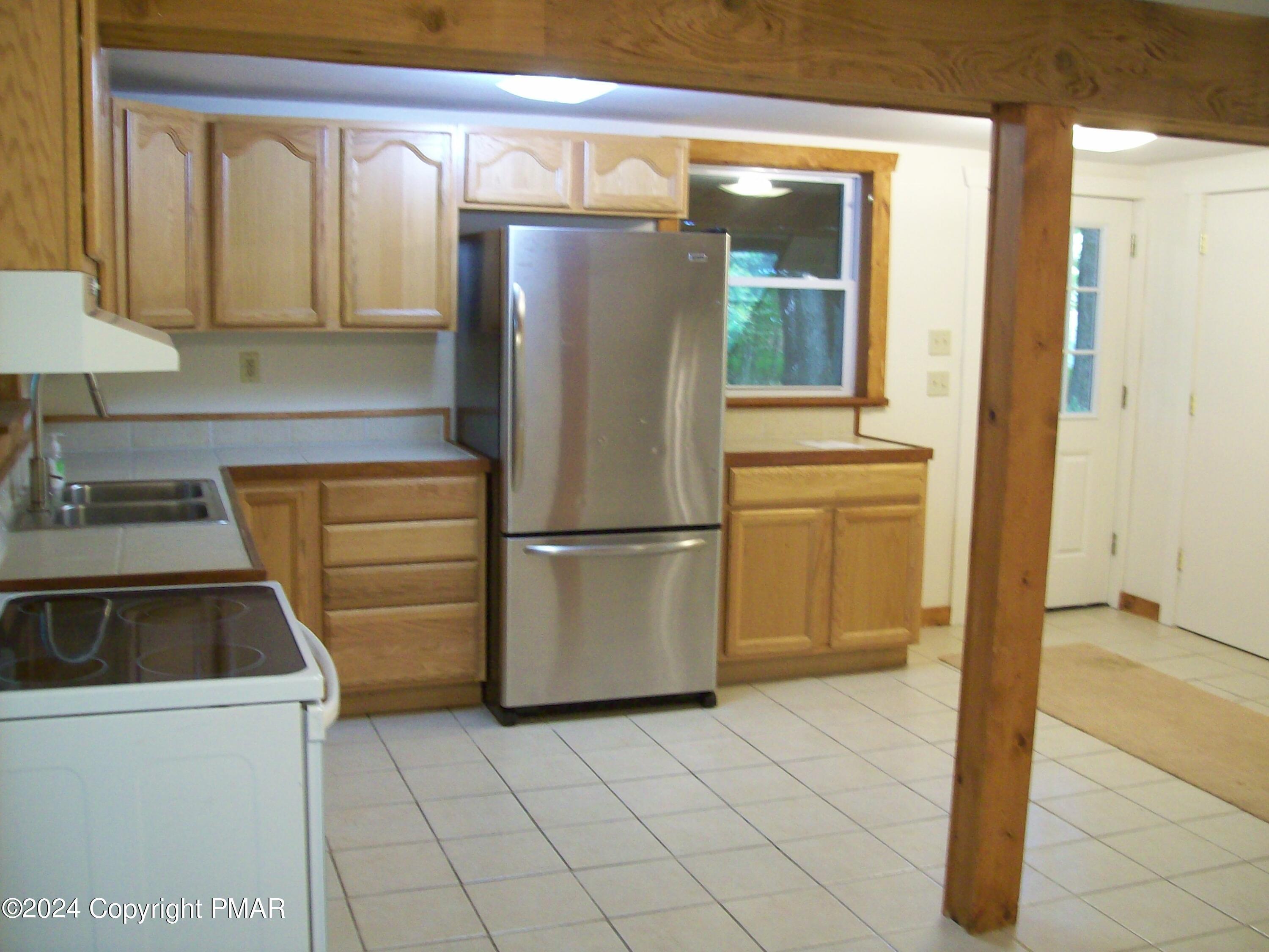 5239 Goldenrod Avenue Property Photo 5