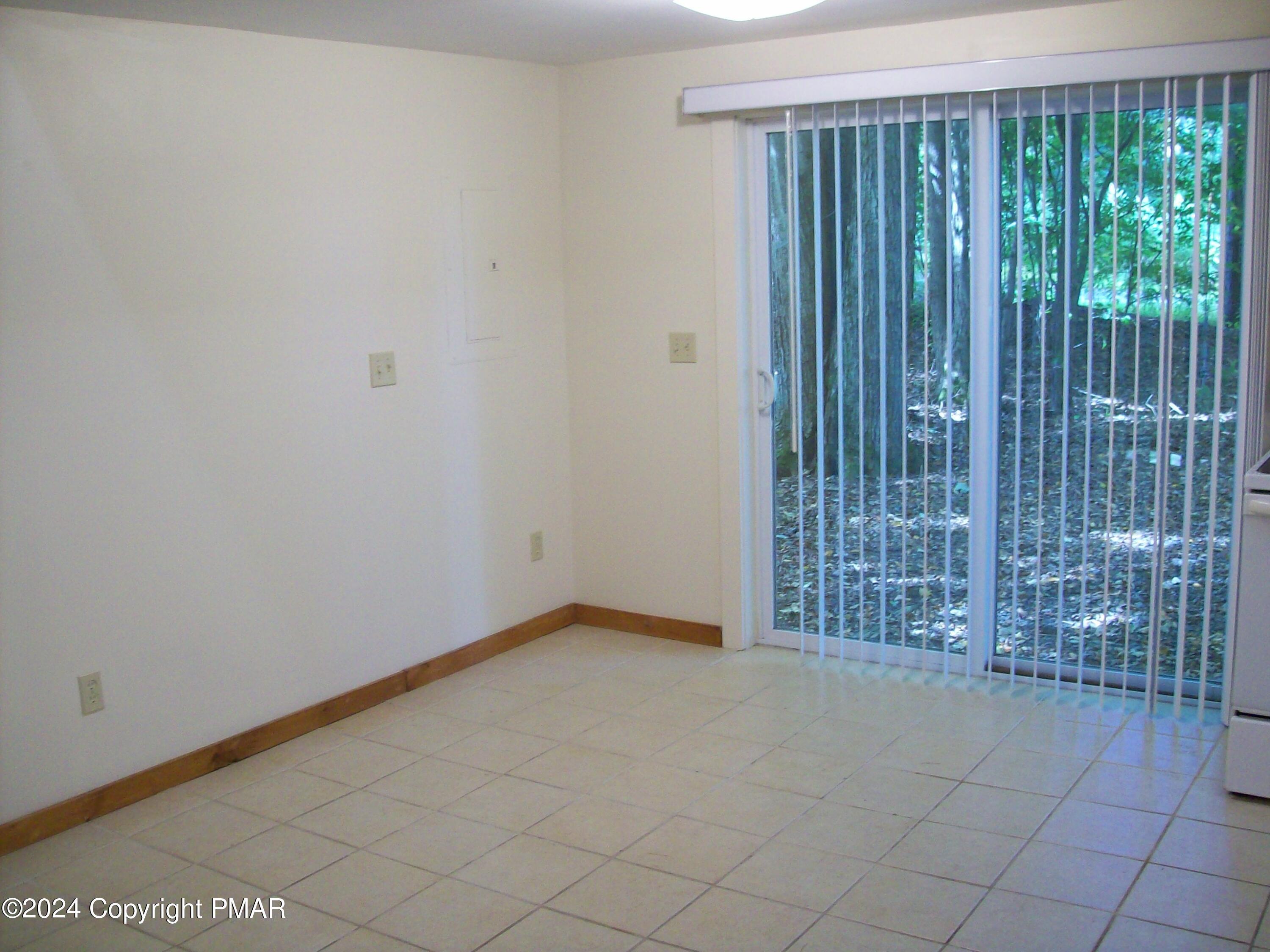 5239 Goldenrod Avenue Property Photo 7