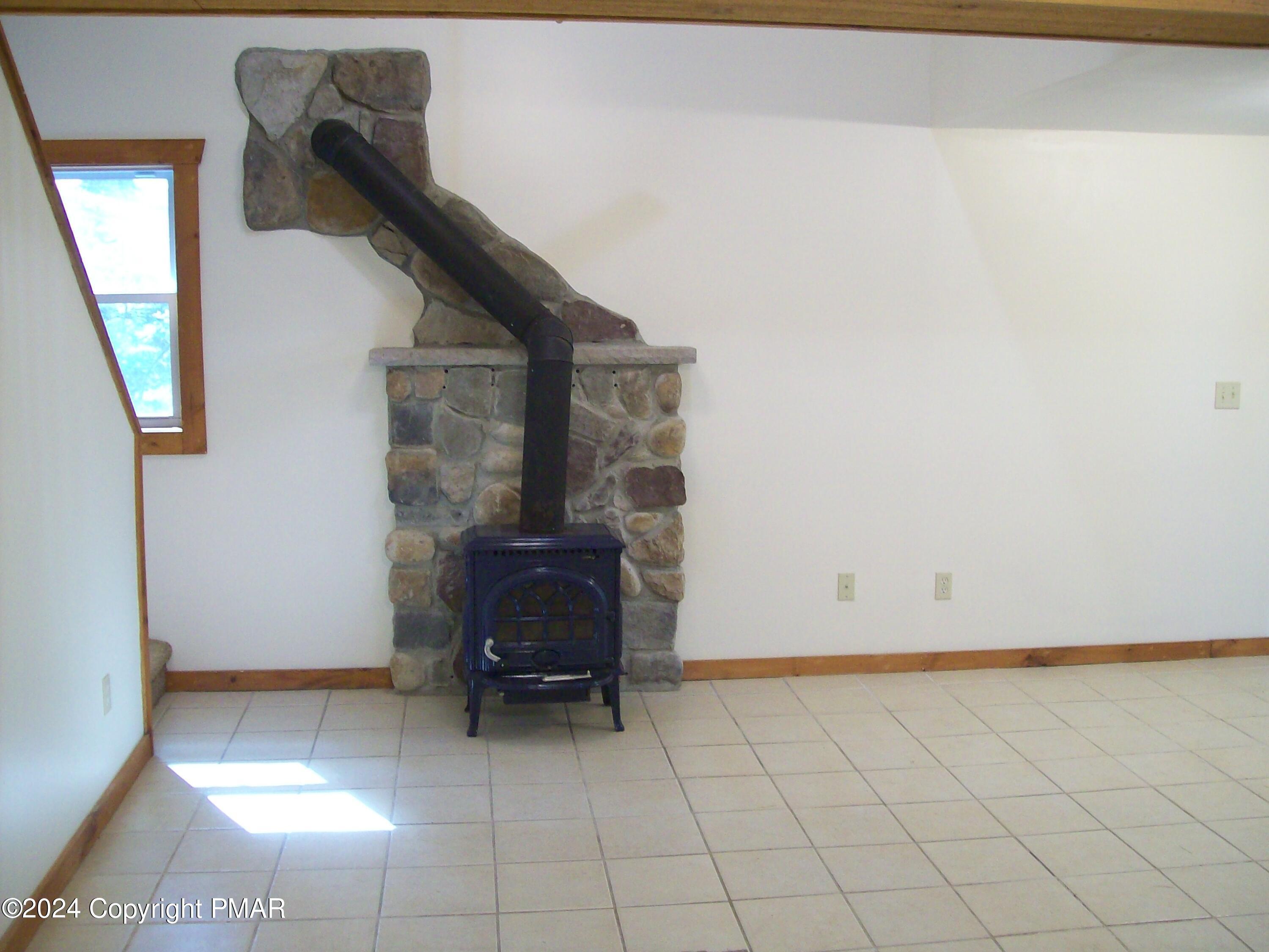 5239 Goldenrod Avenue Property Photo 8