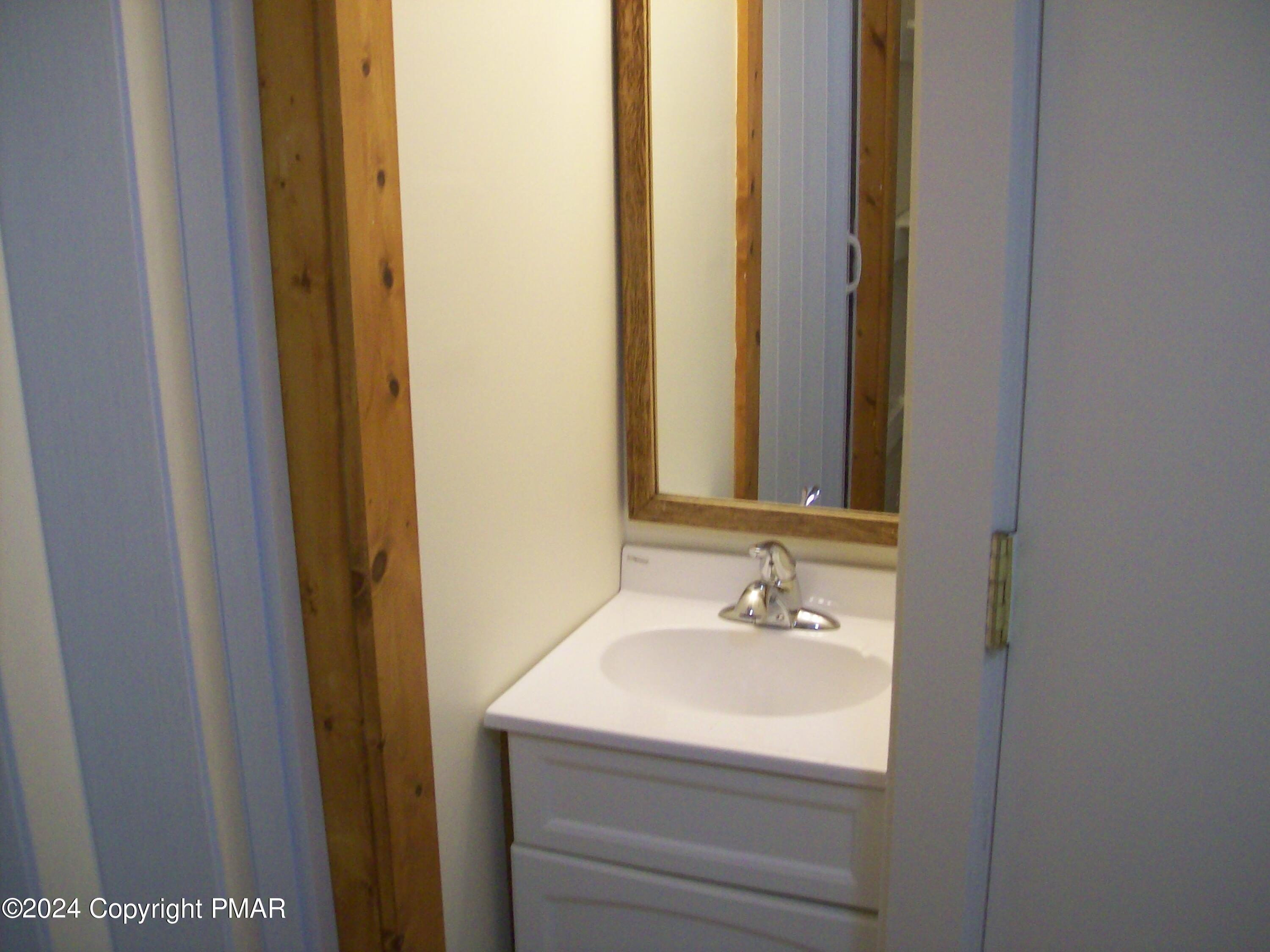 5239 Goldenrod Avenue Property Photo 11
