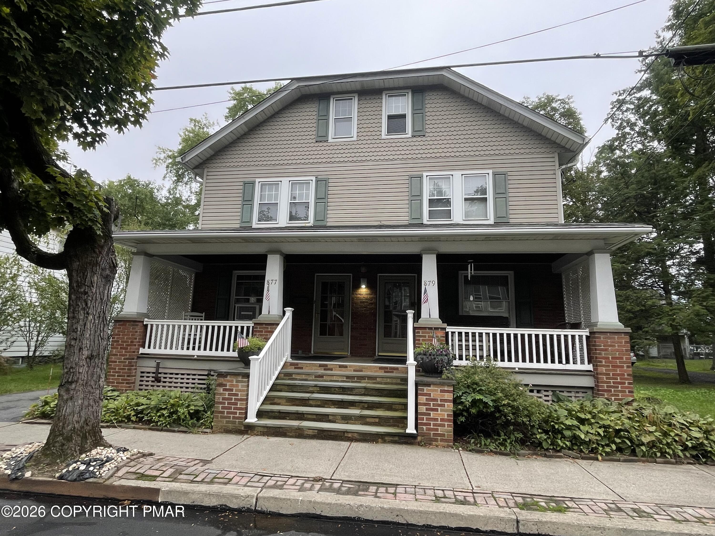 877 Scott Street Property Photo 3