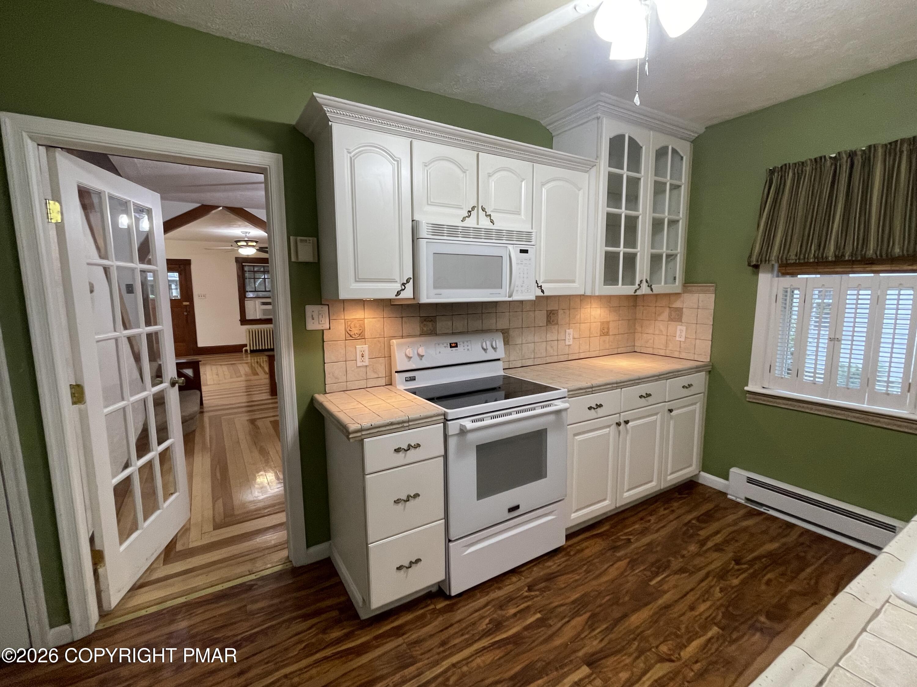 877 Scott Street Property Photo 10