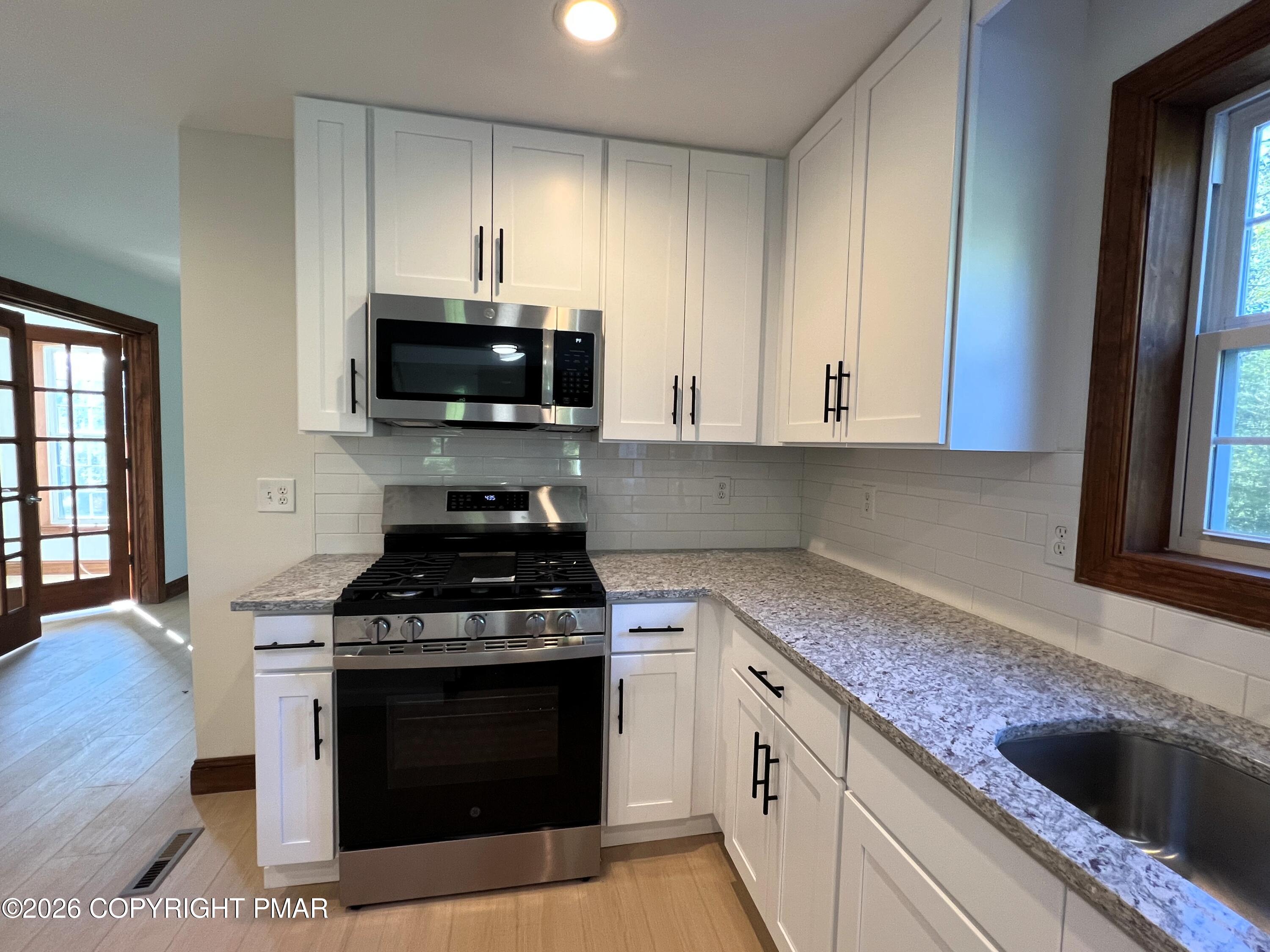 129 Doria Drive Property Photo 8