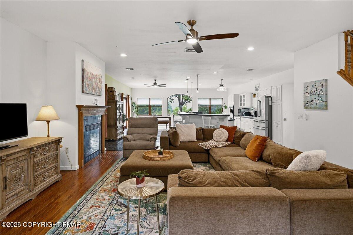 3381 Turkey Hill Road Property Photo 8