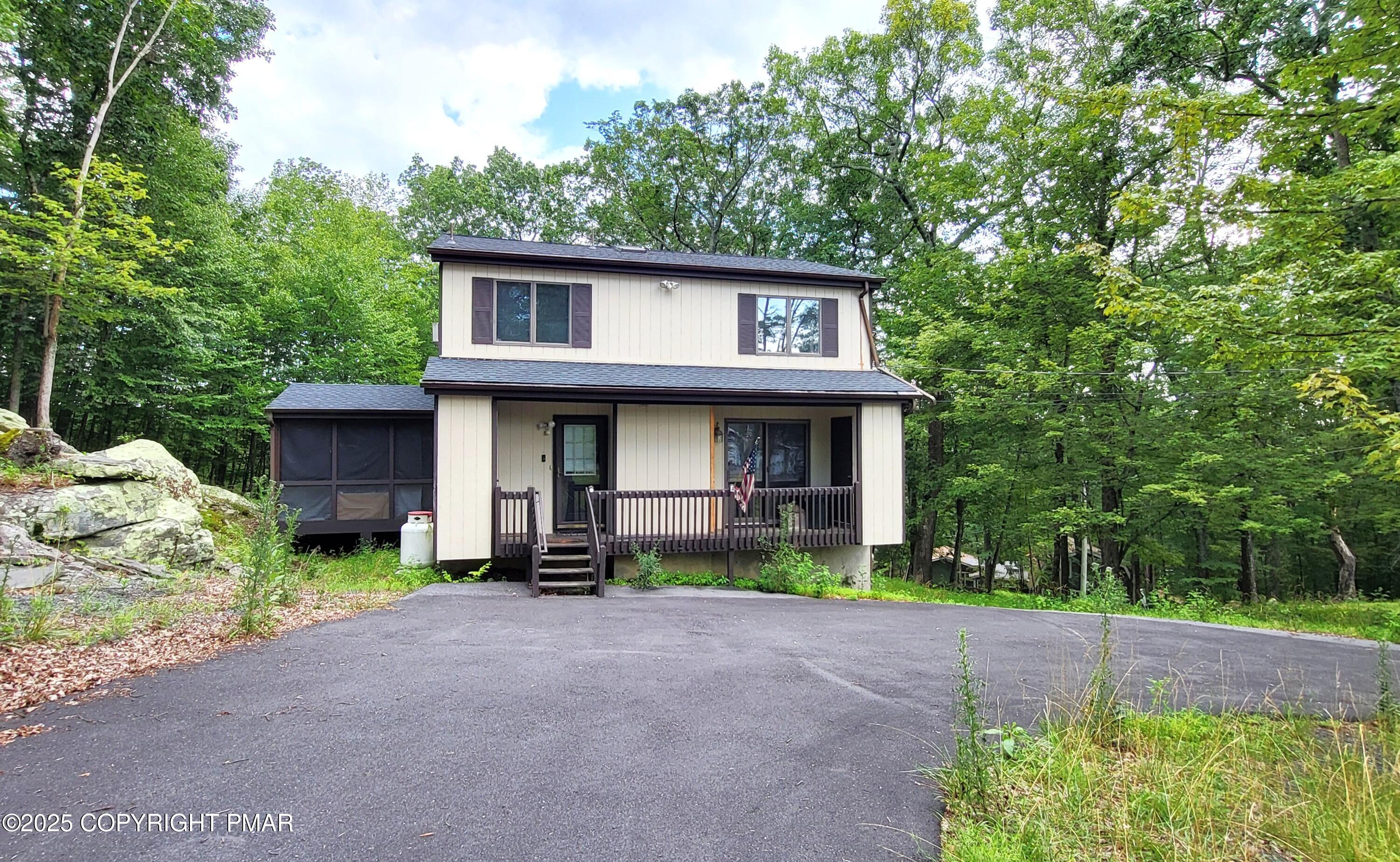 171 Cambridge Court Property Photo 1
