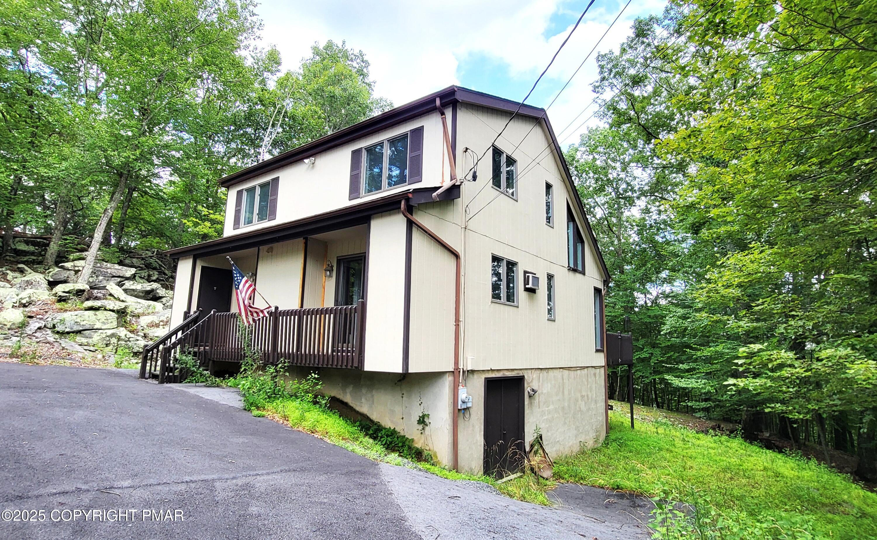 171 Cambridge Court Property Photo 2