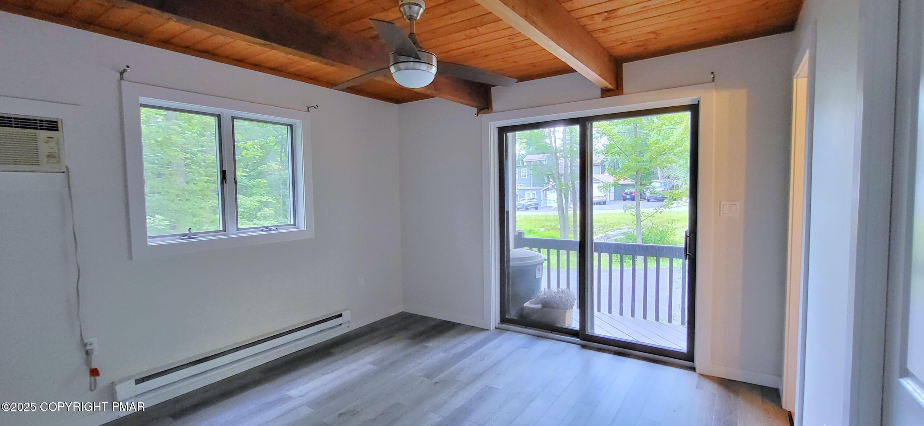 171 Cambridge Court Property Photo 10