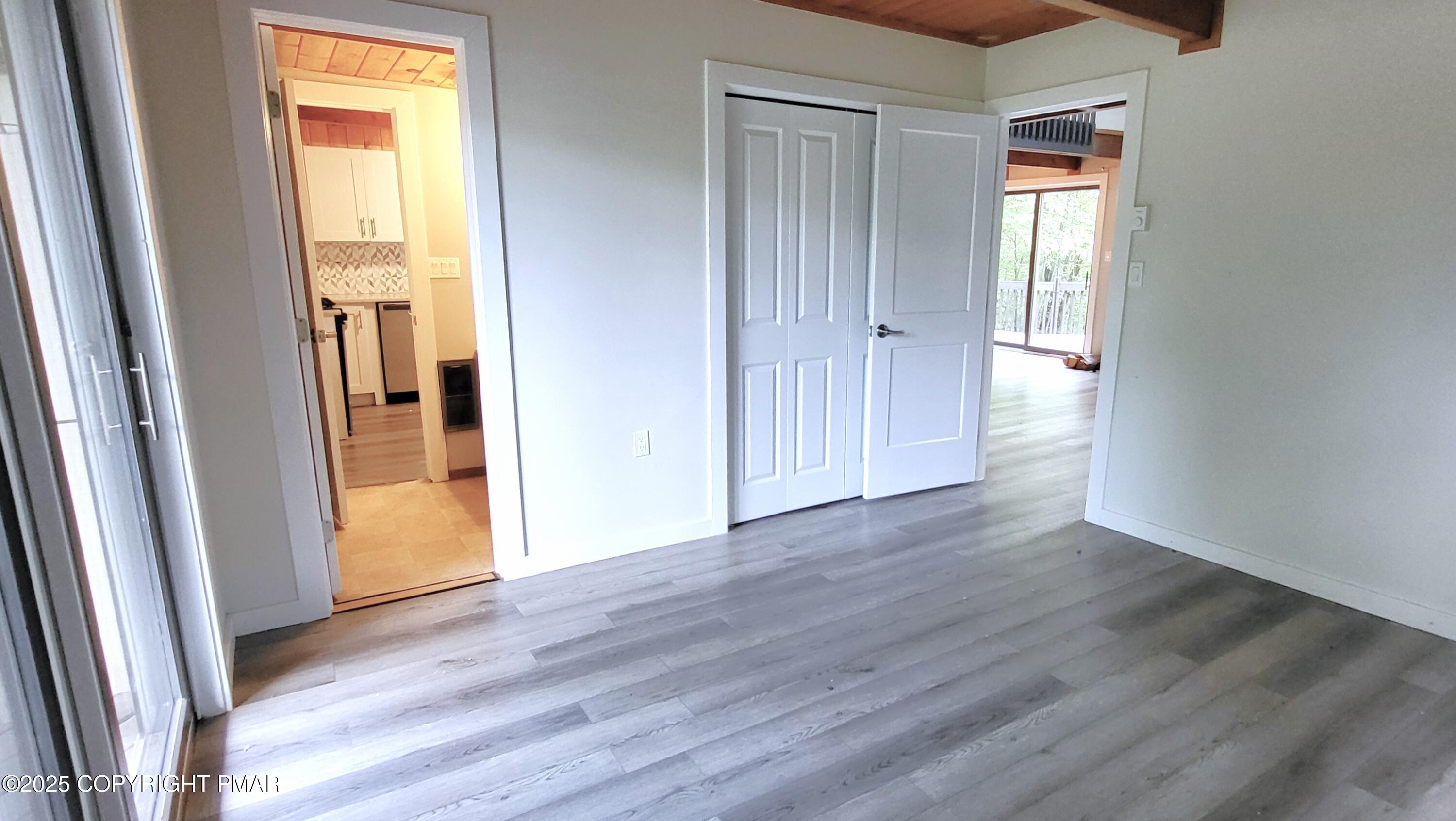 171 Cambridge Court Property Photo 11