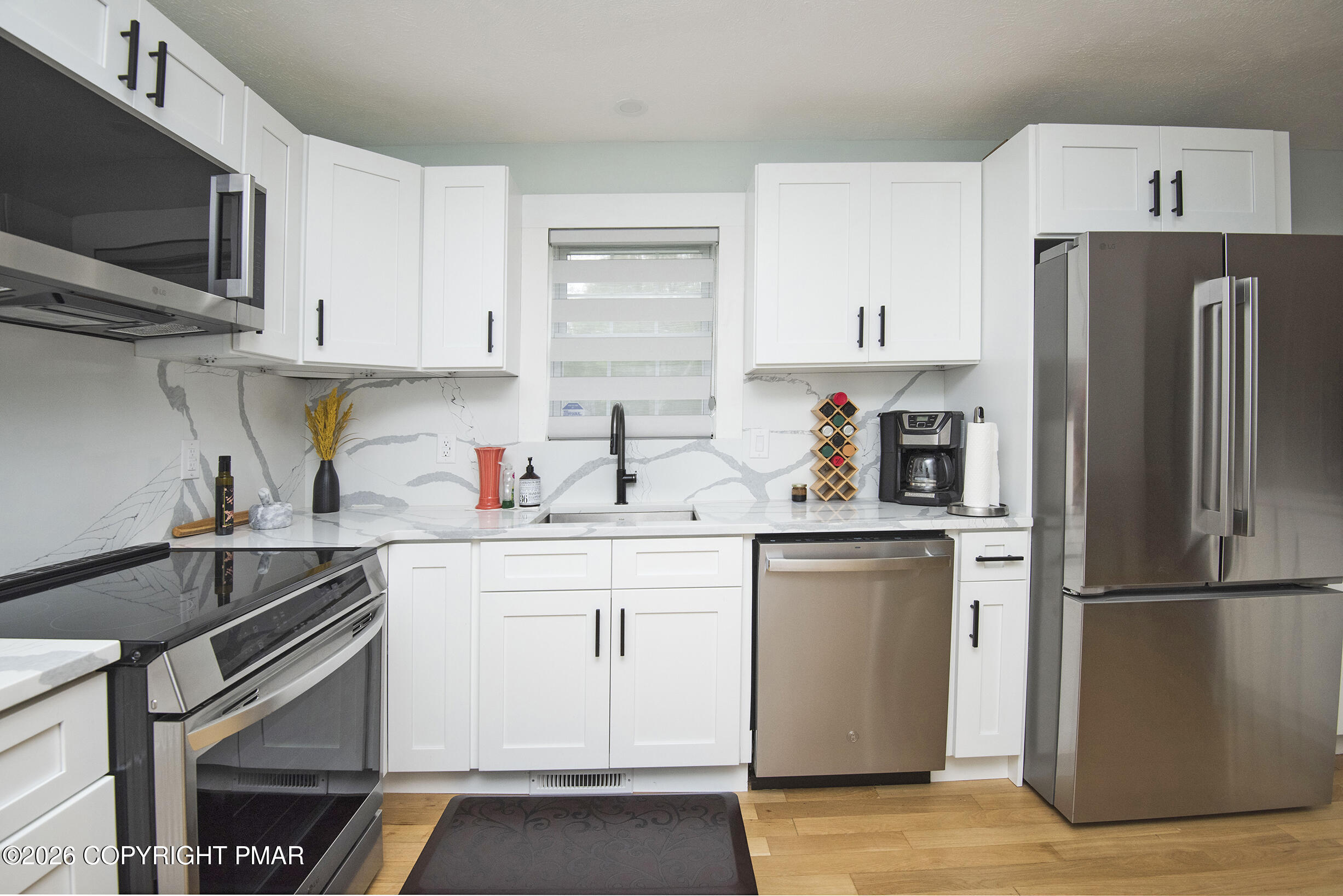 163 Arthur Lane Property Photo 7
