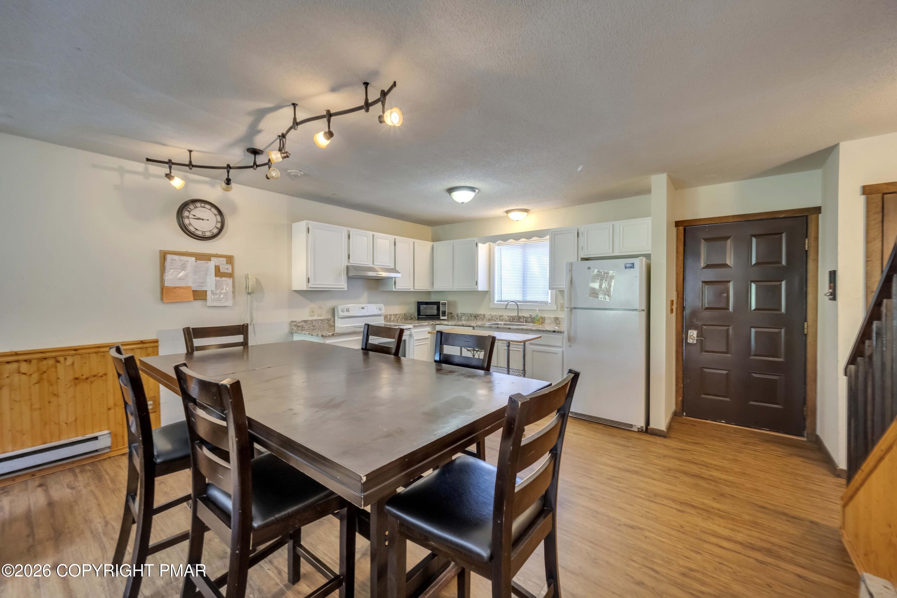 89 Cross Country Lane Property Photo 5