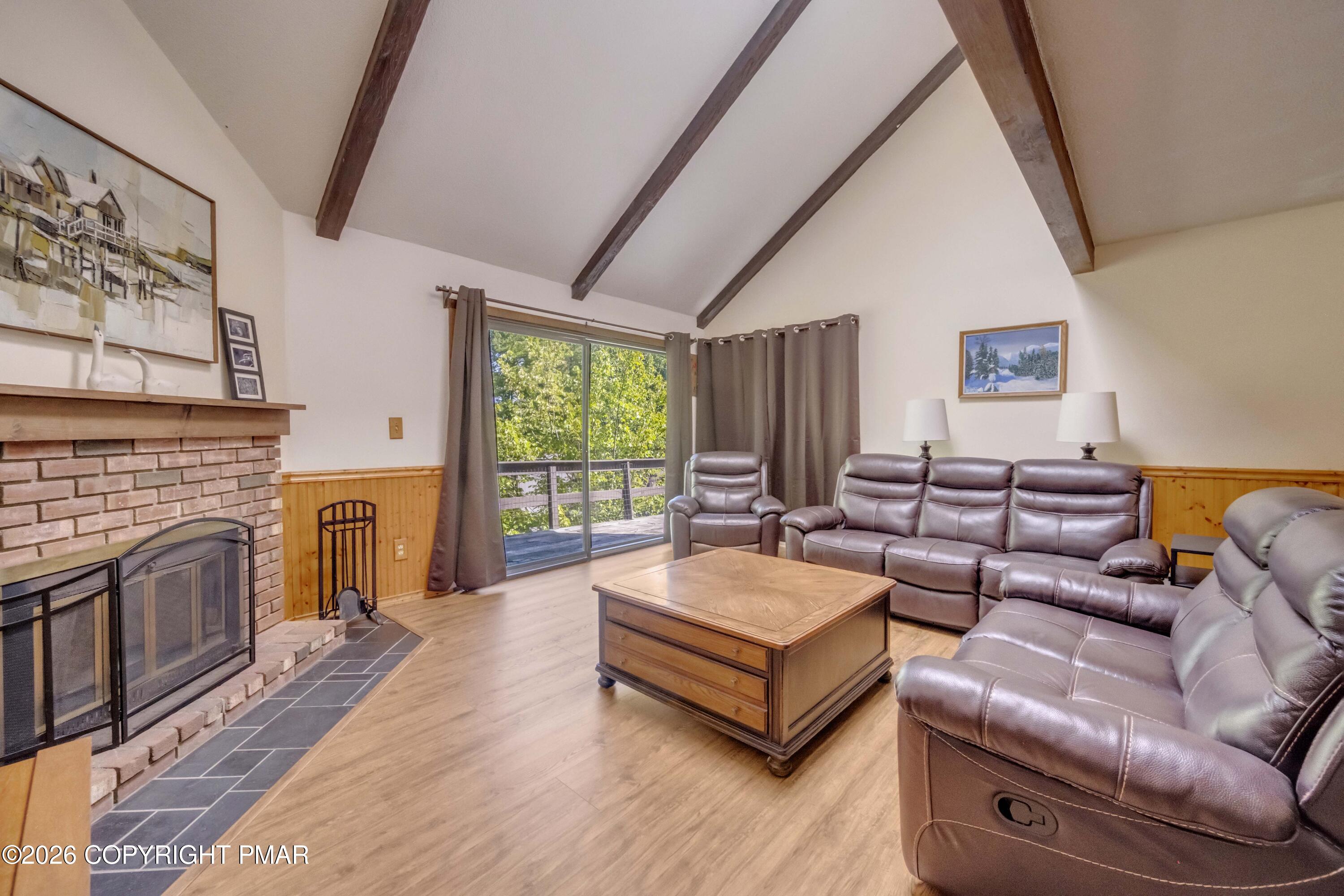 89 Cross Country Lane Property Photo 10