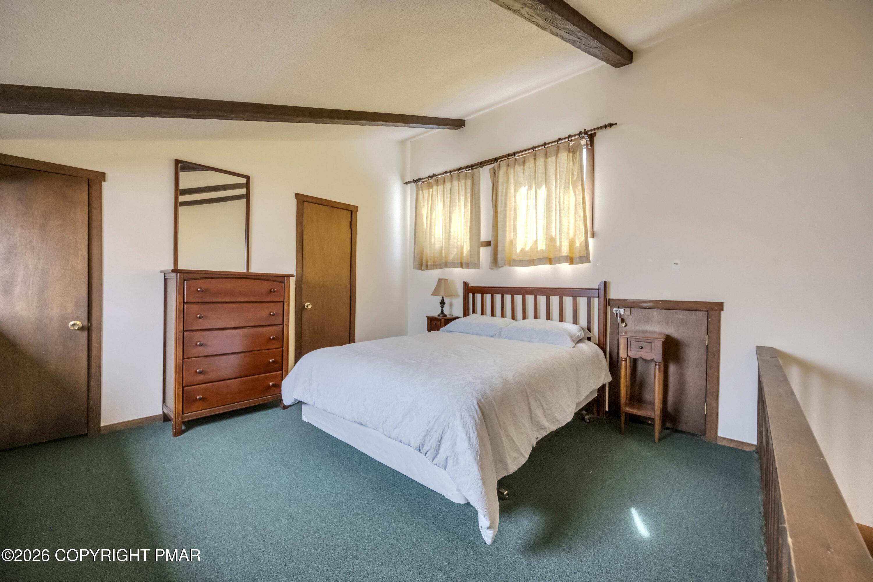 89 Cross Country Lane Property Photo 15