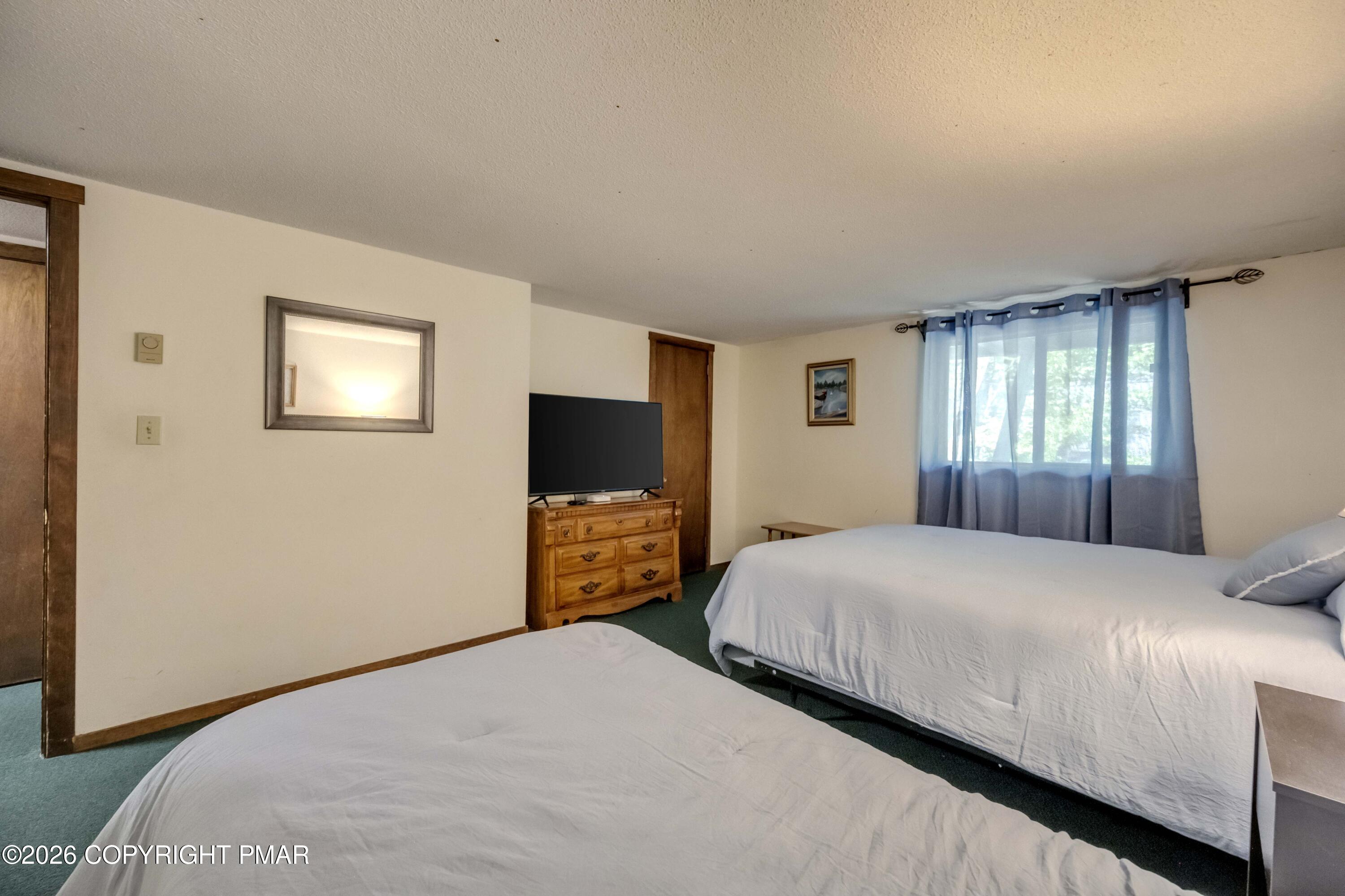 89 Cross Country Lane Property Photo 18